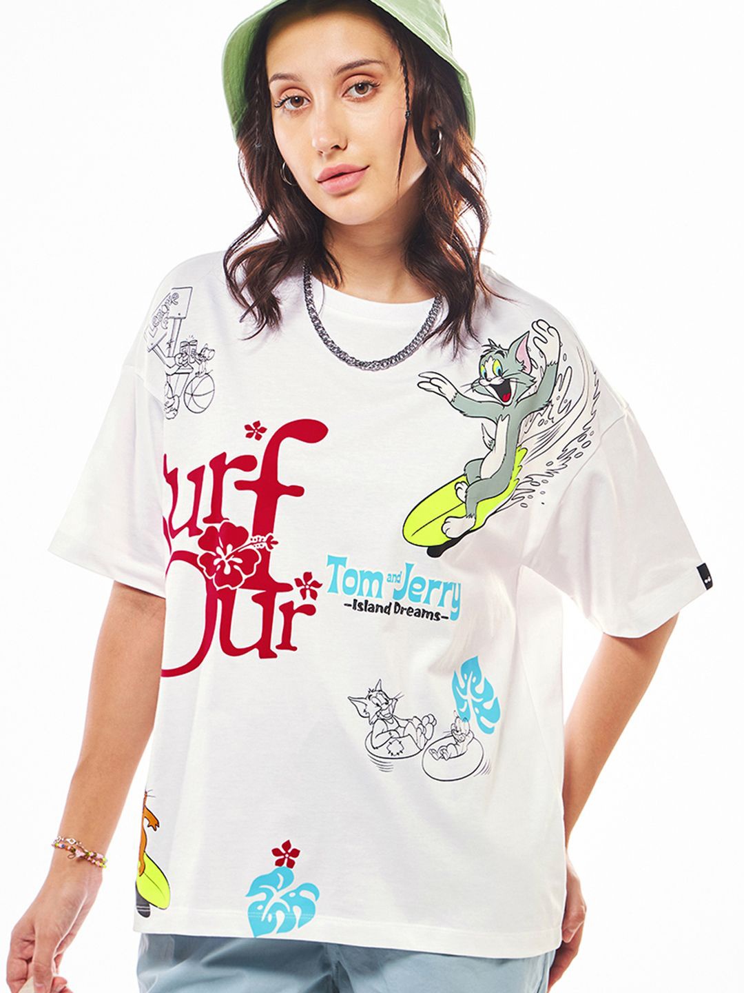 

Bewakoof Oversized Tom & Jerry Printed Drop-Shoulder Sleeves Pure Cotton T-shirt, White