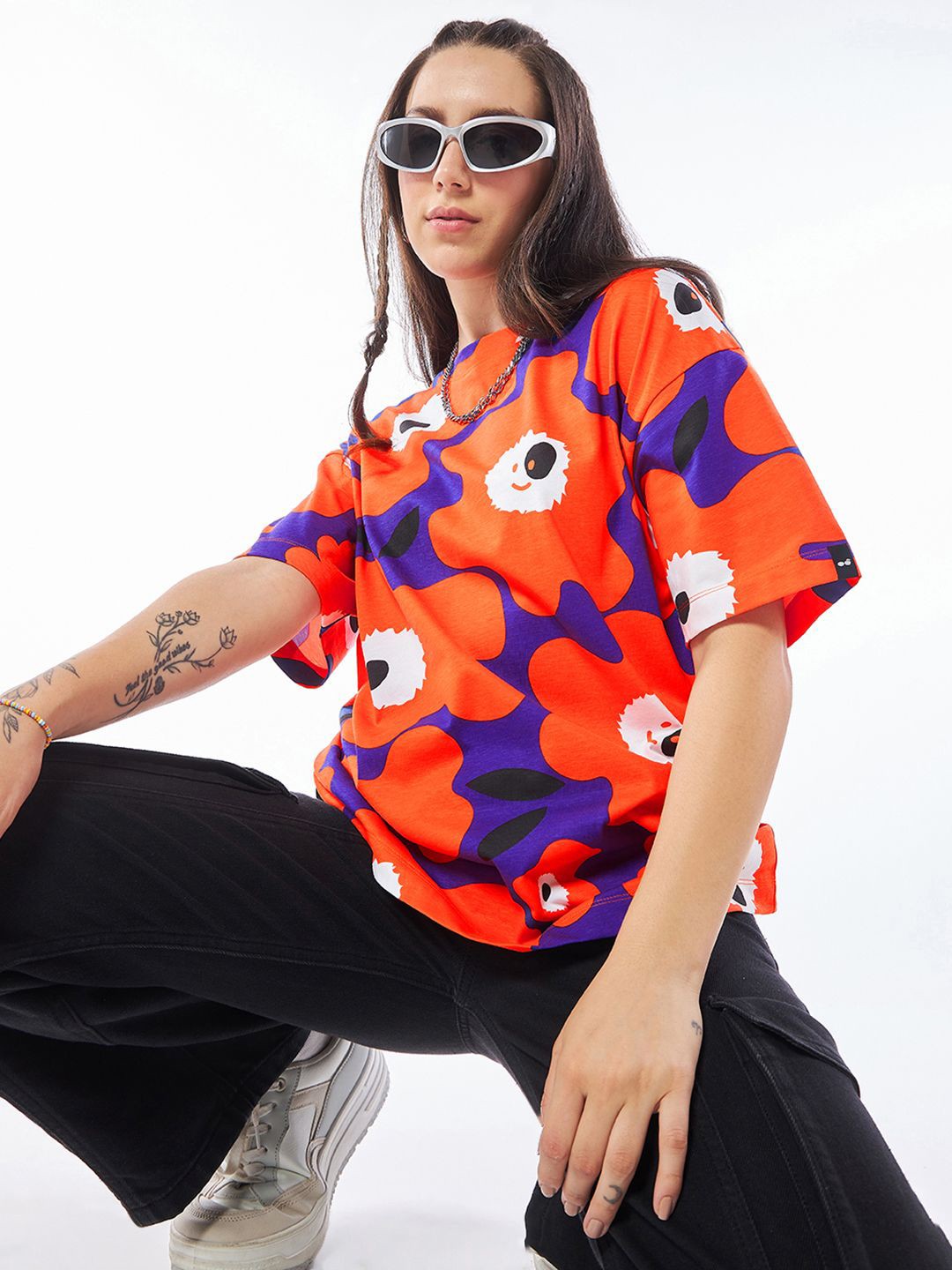 

Bewakoof Women Abstract Printed Round Neck Drop Shoulder Oversized T-shirt, Orange