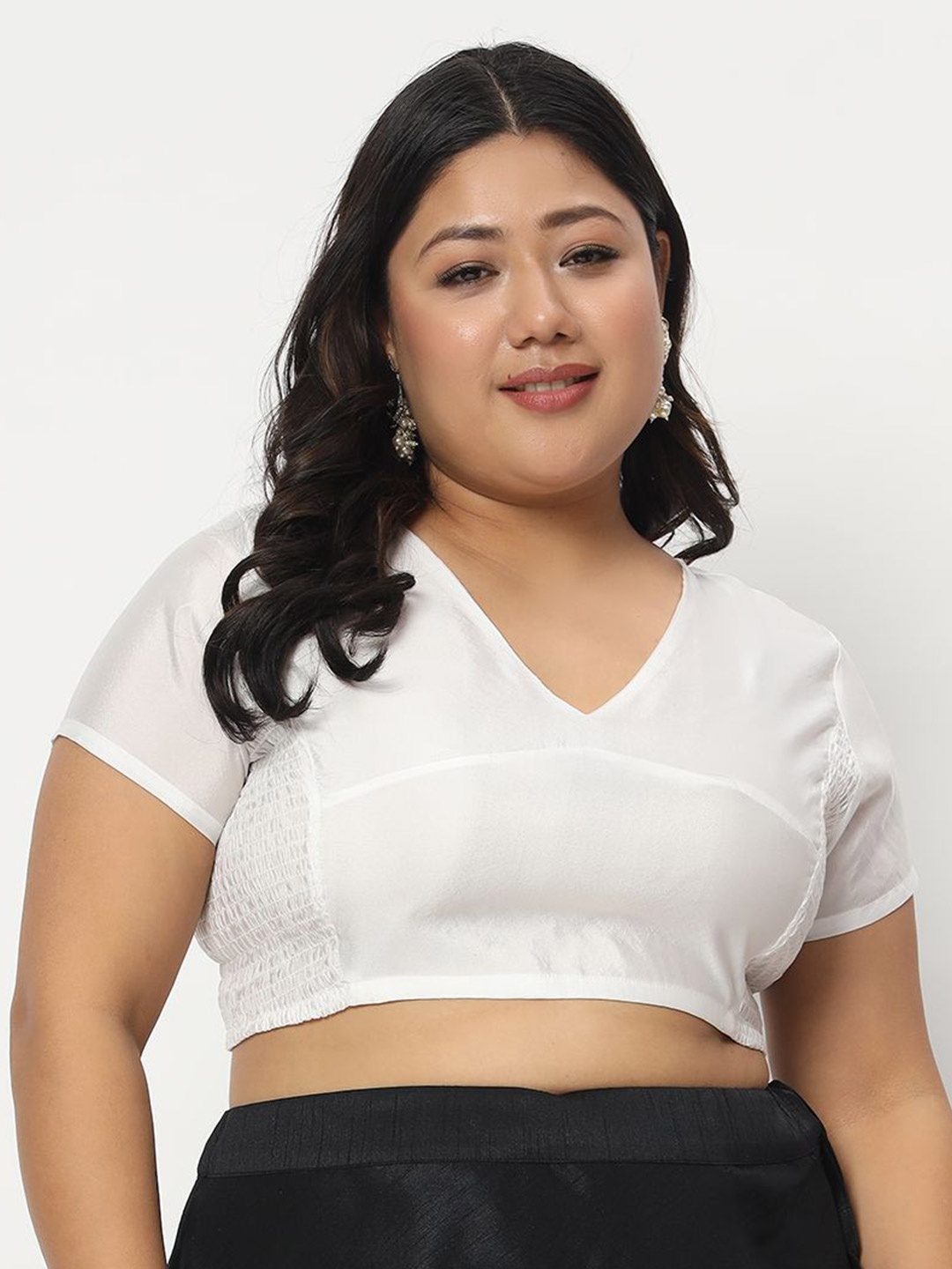 

studio rasa Solid V-Neck Smocked Crop Top, White