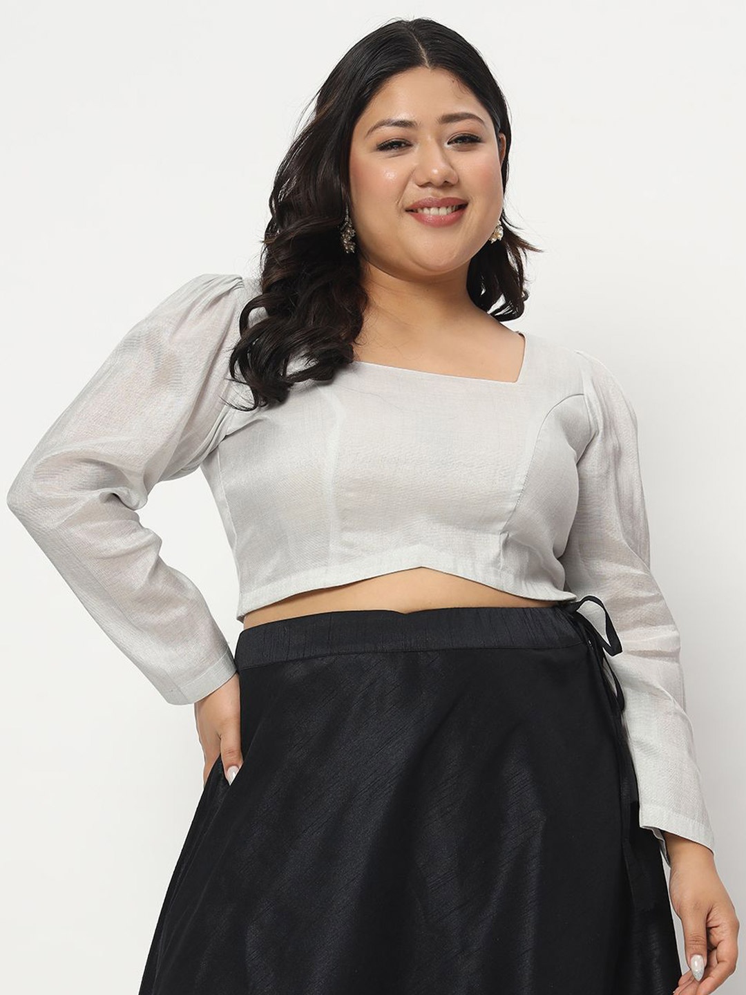 

studio rasa Solid Square Neck Sheen Crop Top, Silver