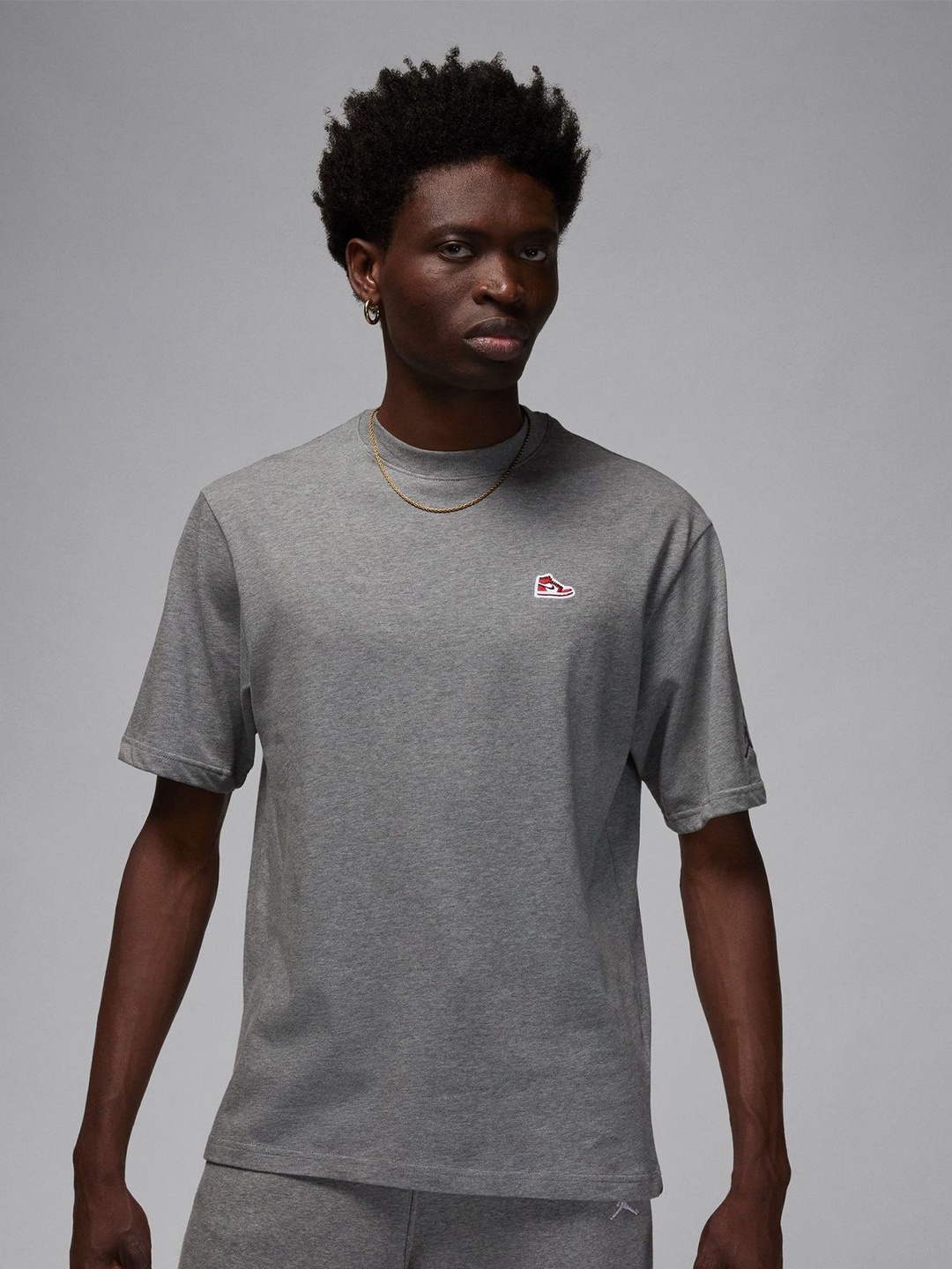 

Nike Jordan Men Brand Logo Embroidered Round Neck Cotton T-shirt, Grey