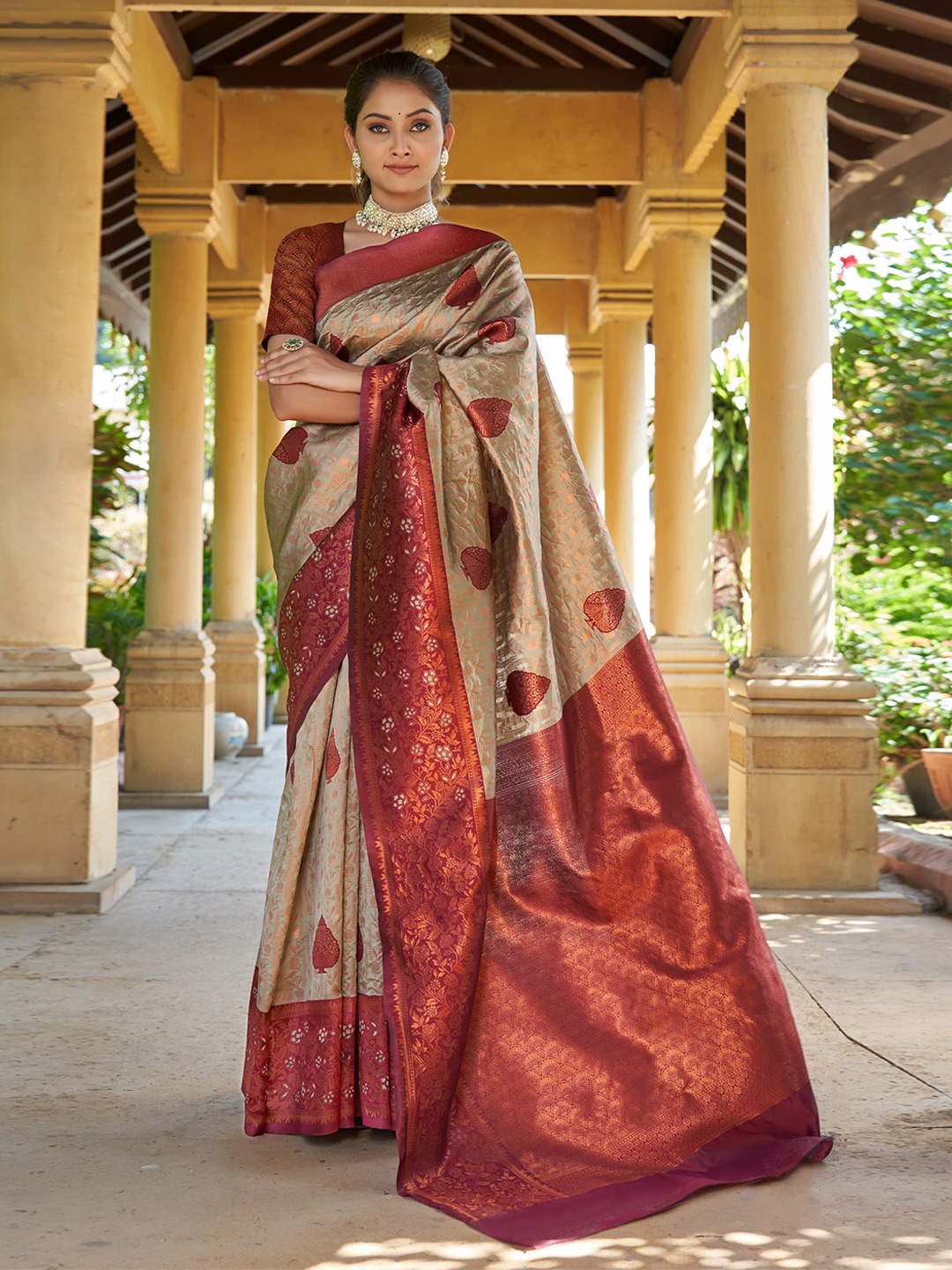 

KALINI Woven Design Zari Pure Silk Banarasi Saree, Cream