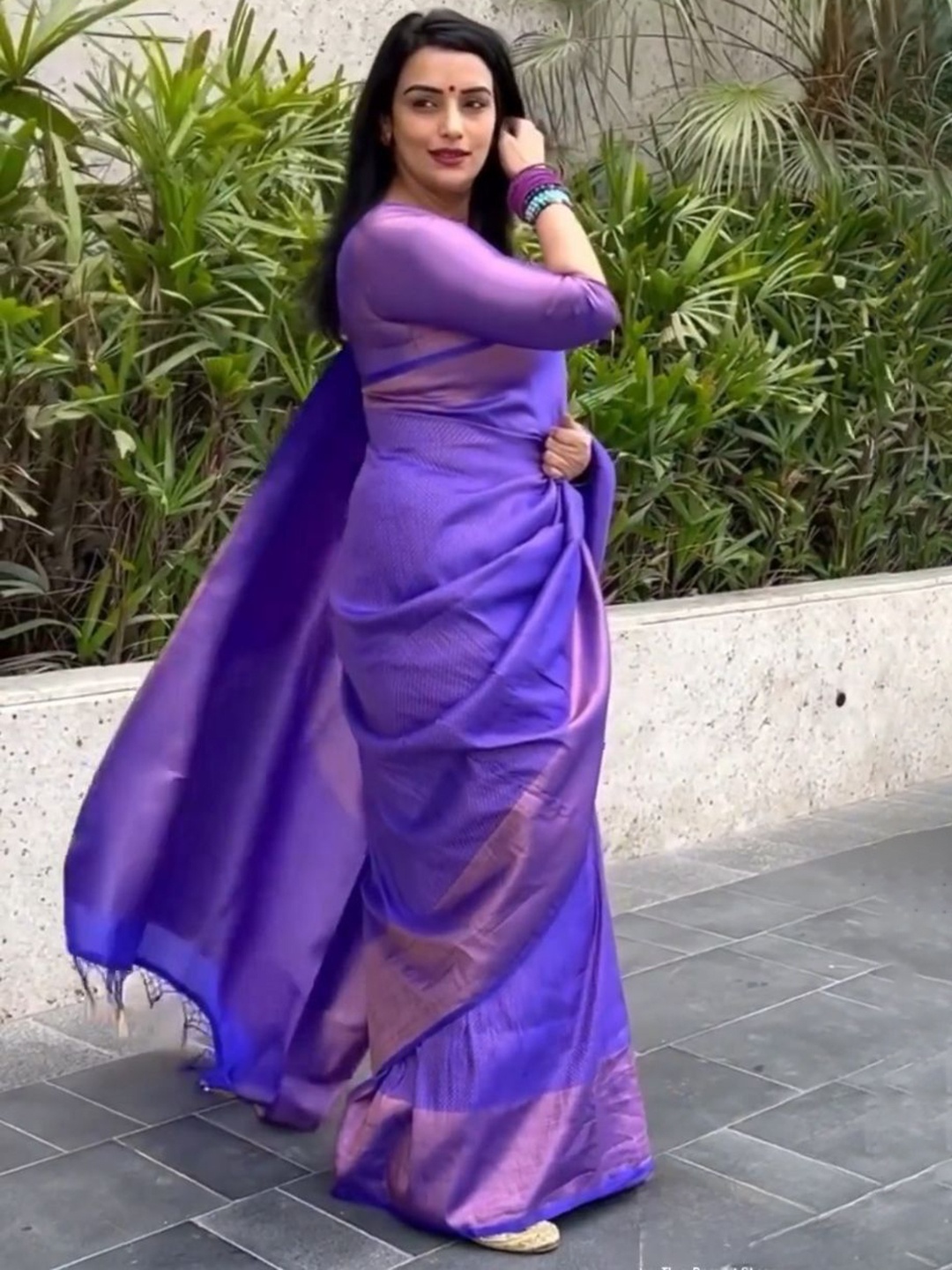 

KALINI Woven Design Zari Pure Silk Banarasi Saree, Blue