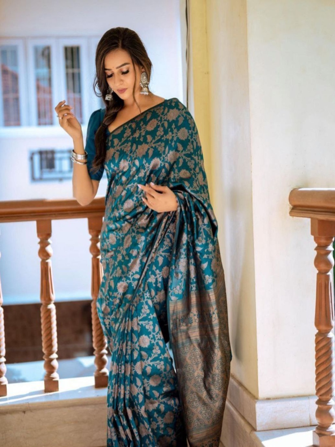 

KALINI Ethnic Motifs Pure Silk Banarasi Saree, Teal