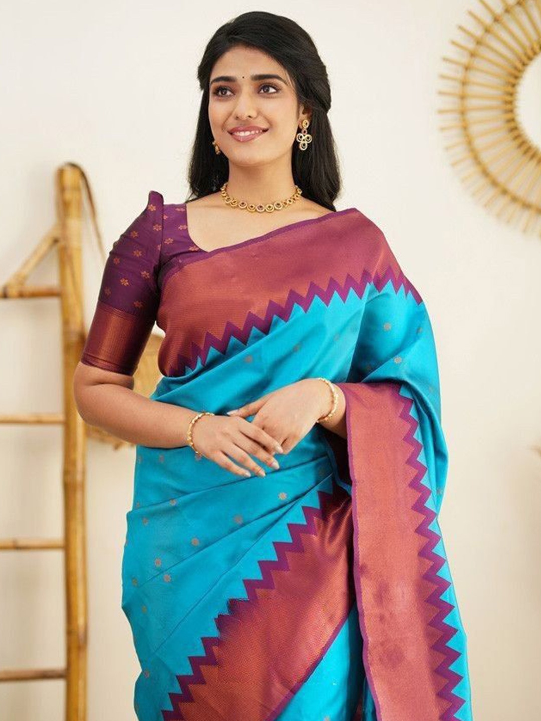 

KALINI Ethnic Motifs Zari Pure Silk Banarasi Saree, Sea green