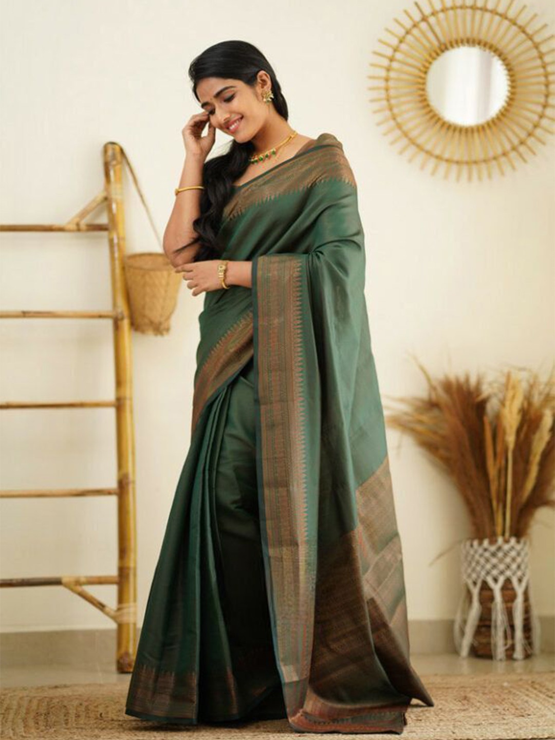 

KALINI Zari Pure Silk Banarasi Saree, Green