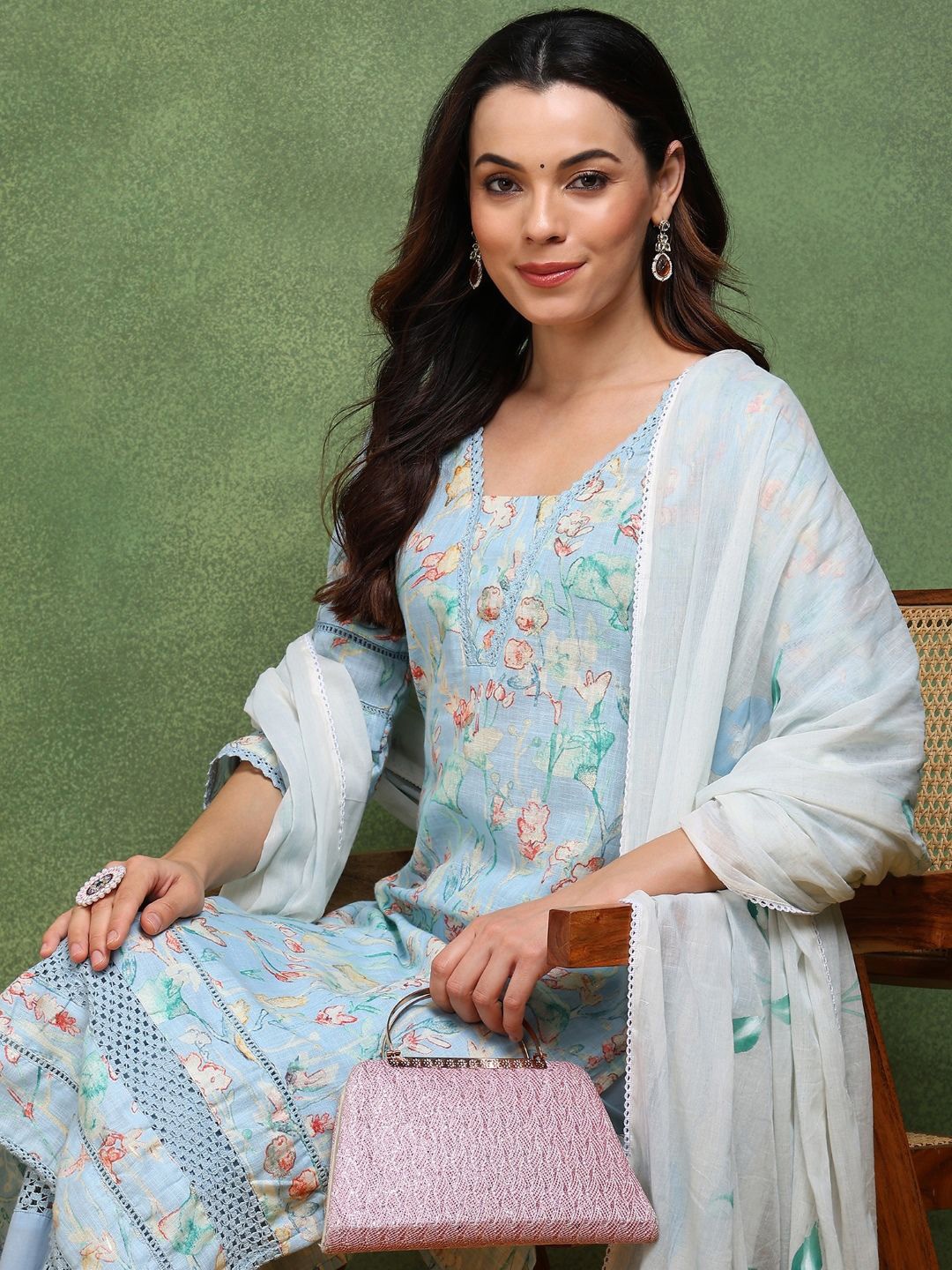 

AHIKA Blue Floral Printed Square Neck Pure Cotton Kurta with Trousers & Dupatta