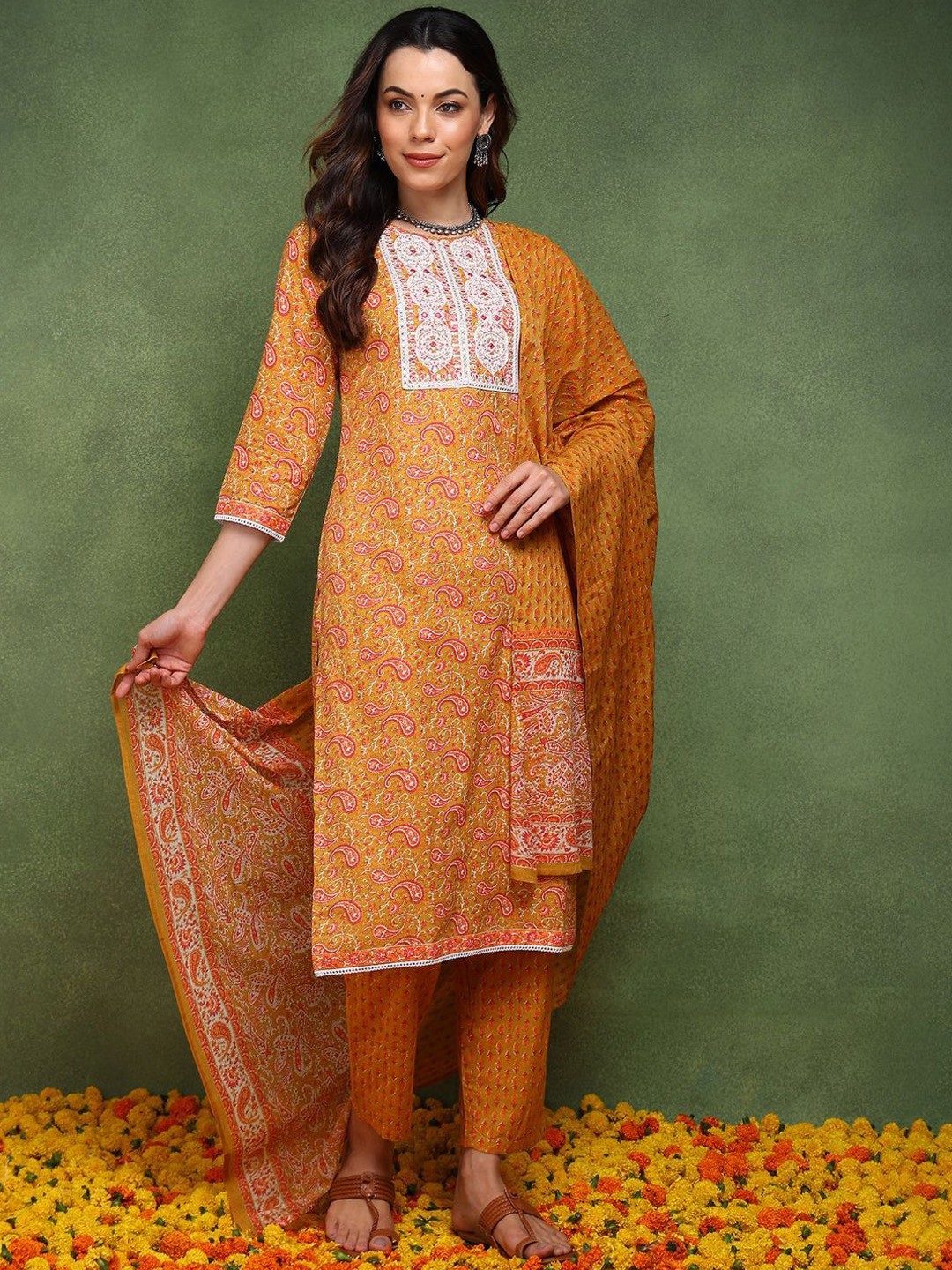 

AHIKA Mustard Yellow Paisley Printed Round Neck Thread Work Pure Cotton Kurta Set