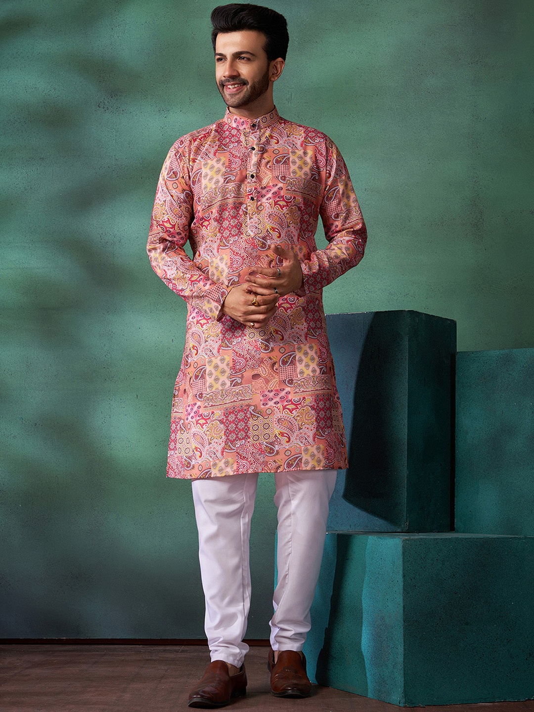 

Fashion FRICKS Floral Woven Design A-Line Kurta, Peach