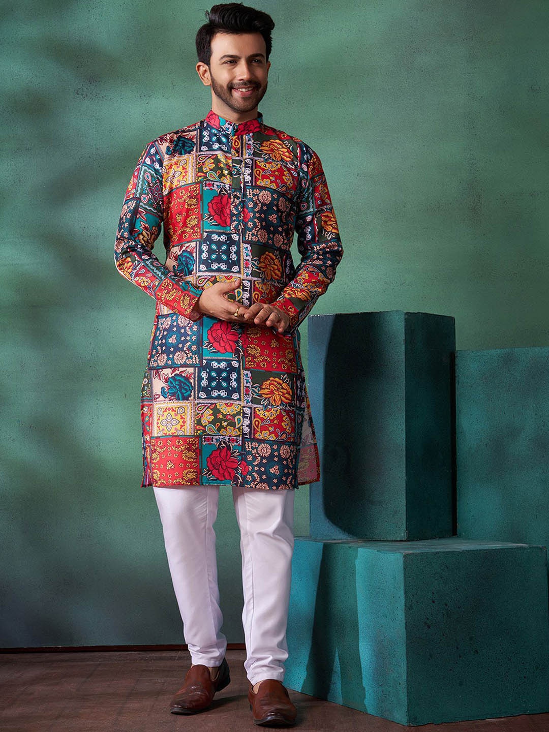 

Fashion FRICKS Ethnic Motifs Printed Mandarin Collar Cotton Straight Kurta, Red