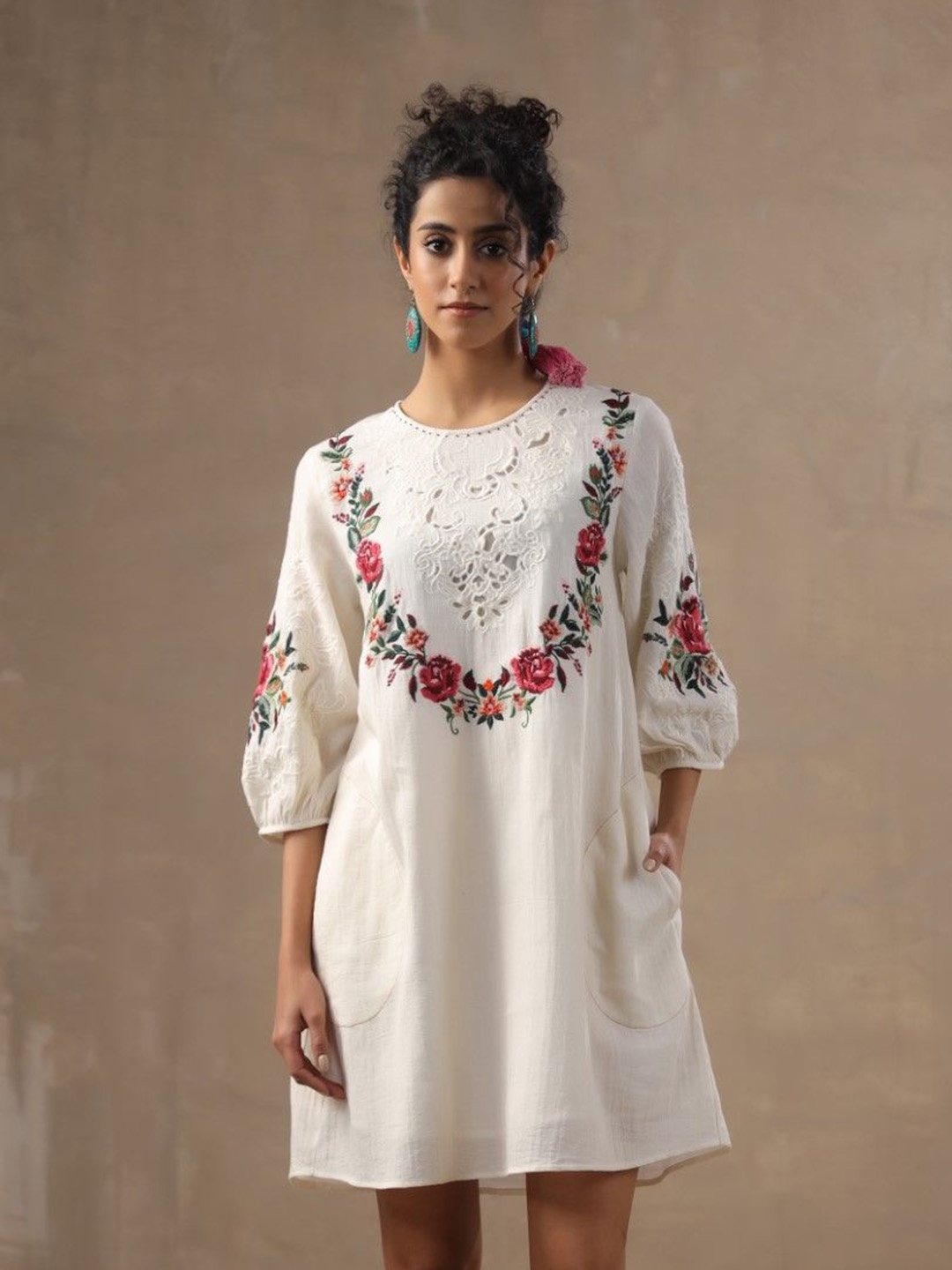 

Nyaro Floral Embroidered Puff Sleeves Cotton A-Line Dress, White