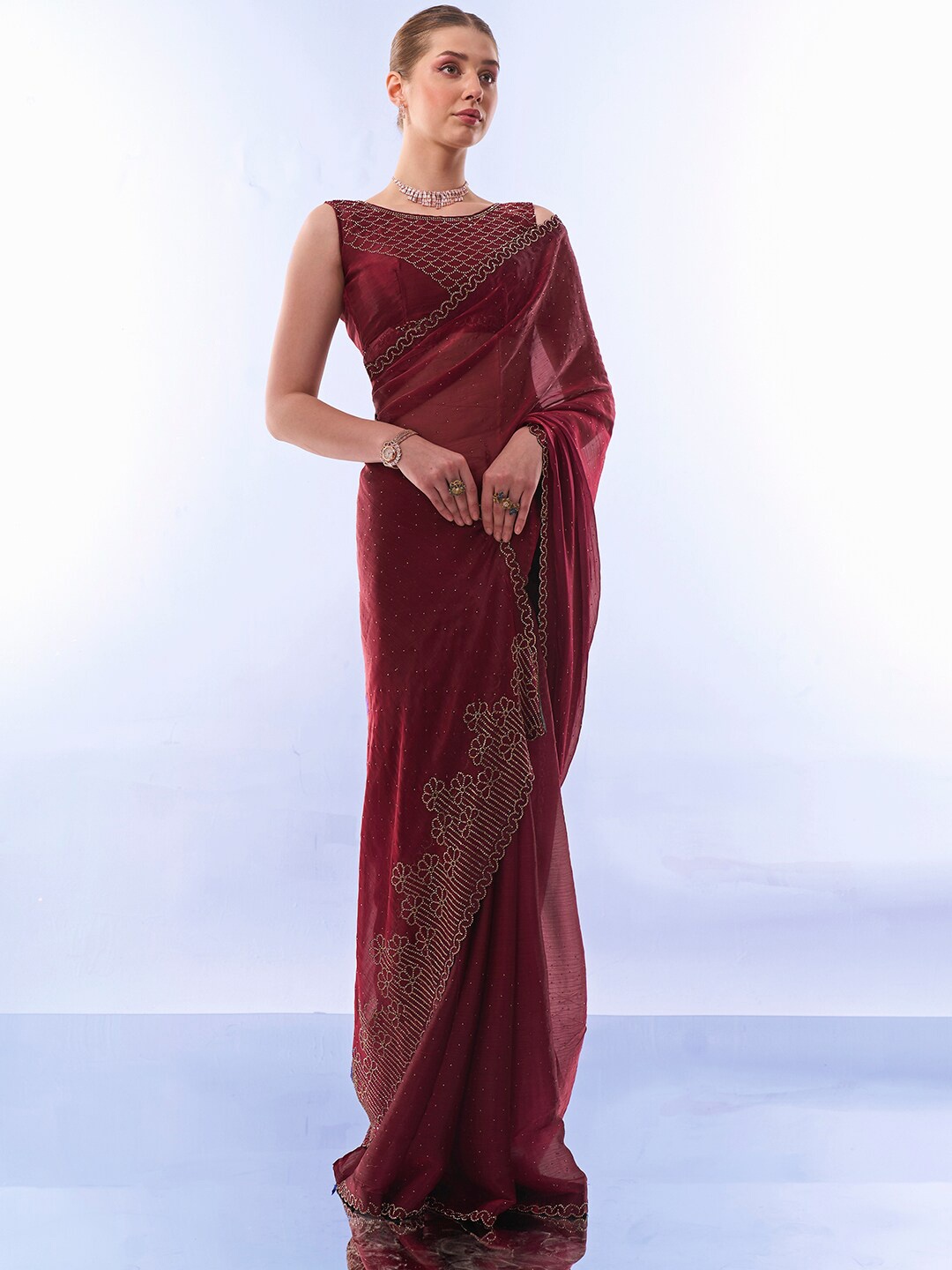 

MySilkLove Solid Embellished Beads and Stones Saree, Maroon