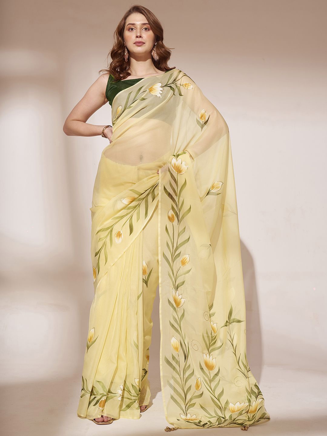 

MySilkLove Floral Saree With Blouse Piece, Yellow