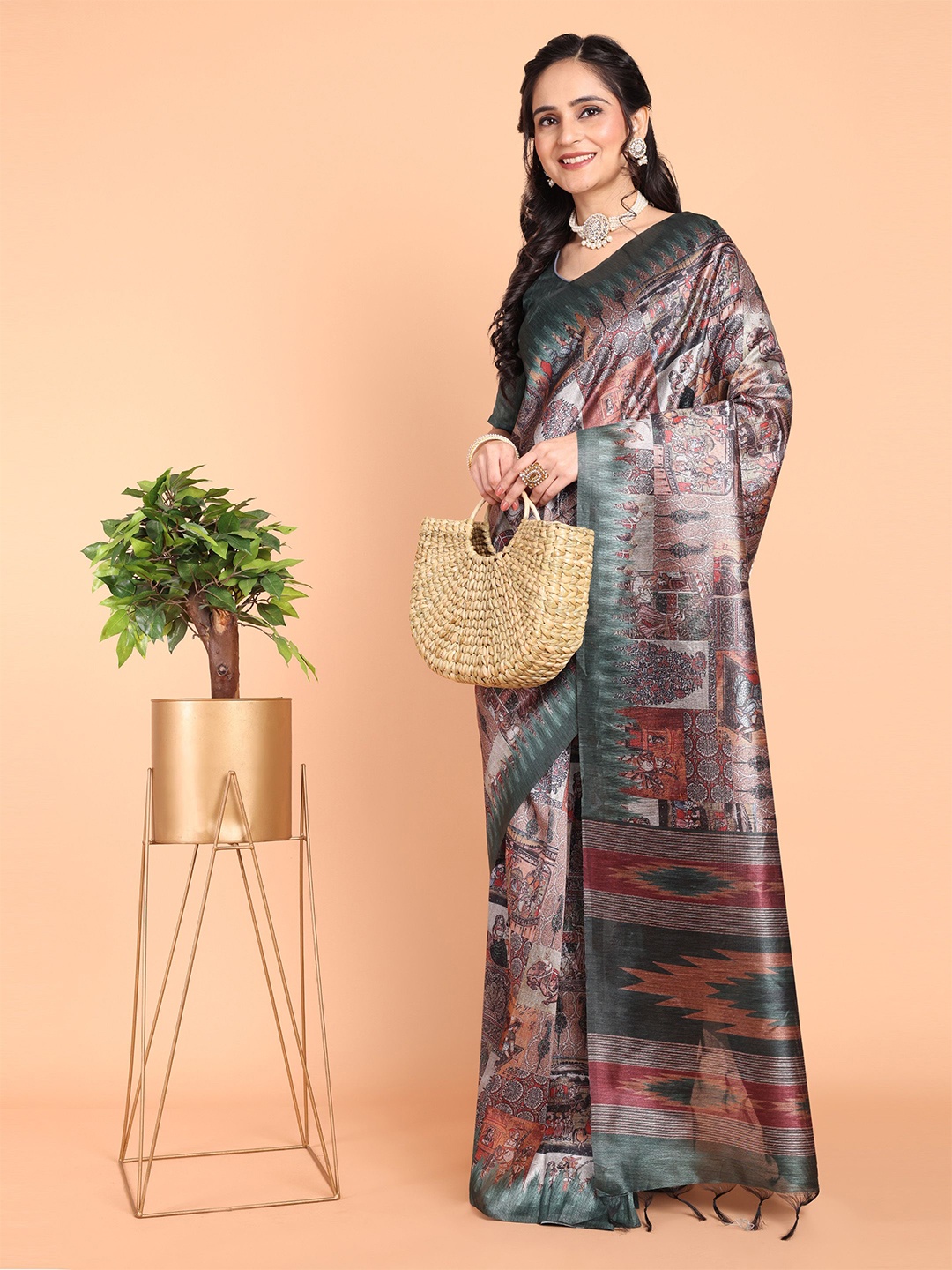

KAZIA Ethnic Motifs Ready to Wear Saree, Green