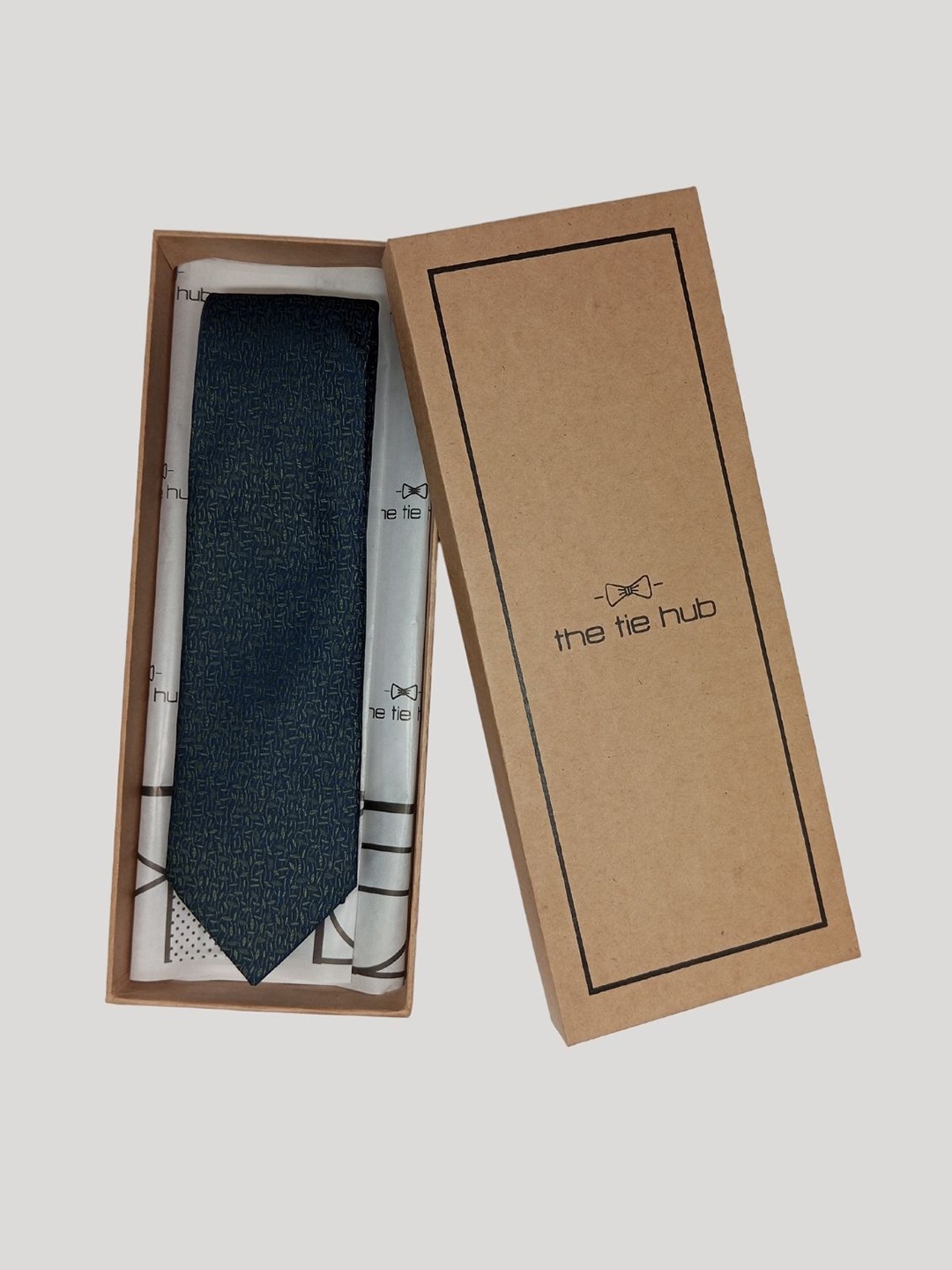 

The Tie Hub Men Floral Woven Design Silk Broad Tie, Navy blue