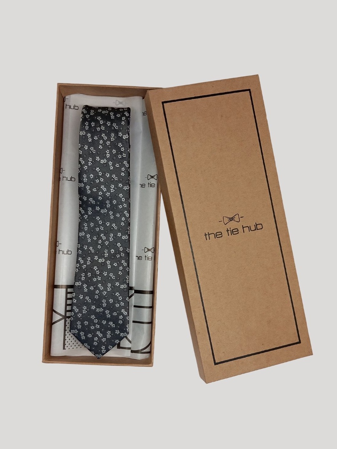 

The Tie Hub Men Woven Design Formal Silk Broad Tie, Grey
