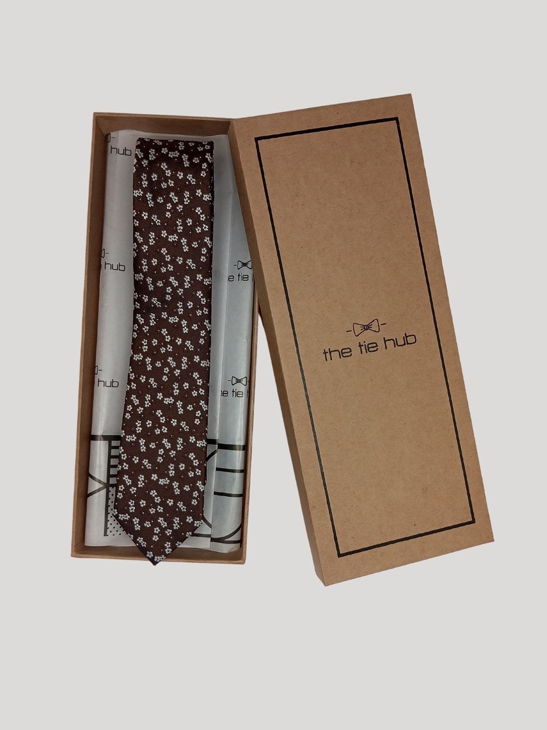 

The Tie Hub Men Floral Woven Design Classic Silk Broad Tie, Brown