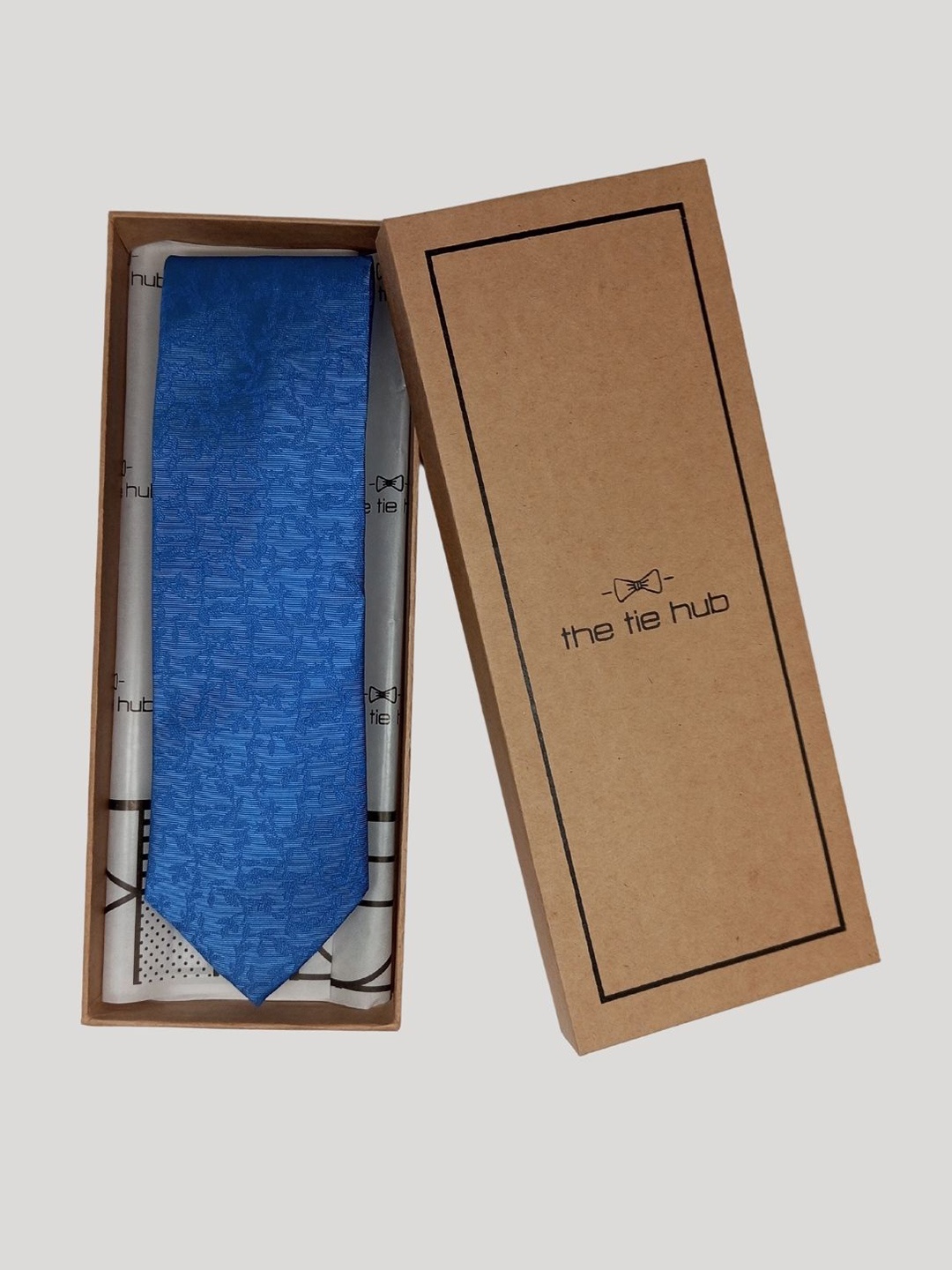 

The Tie Hub Men Floral Printed Silk Broad Tie, Blue