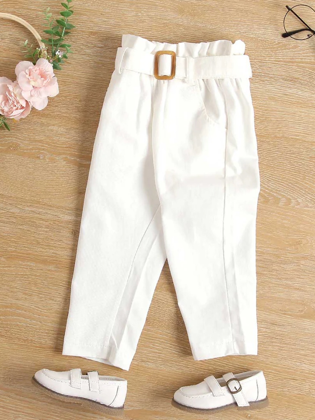 

INCLUD Girls Elasticated Slim Fit Mid-Rise Regular Trousers, White