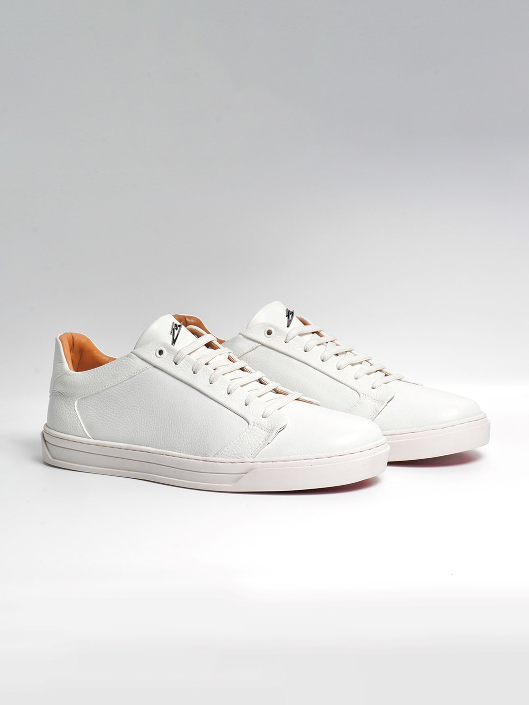 

ZEESH Men Leather Sneakers, White