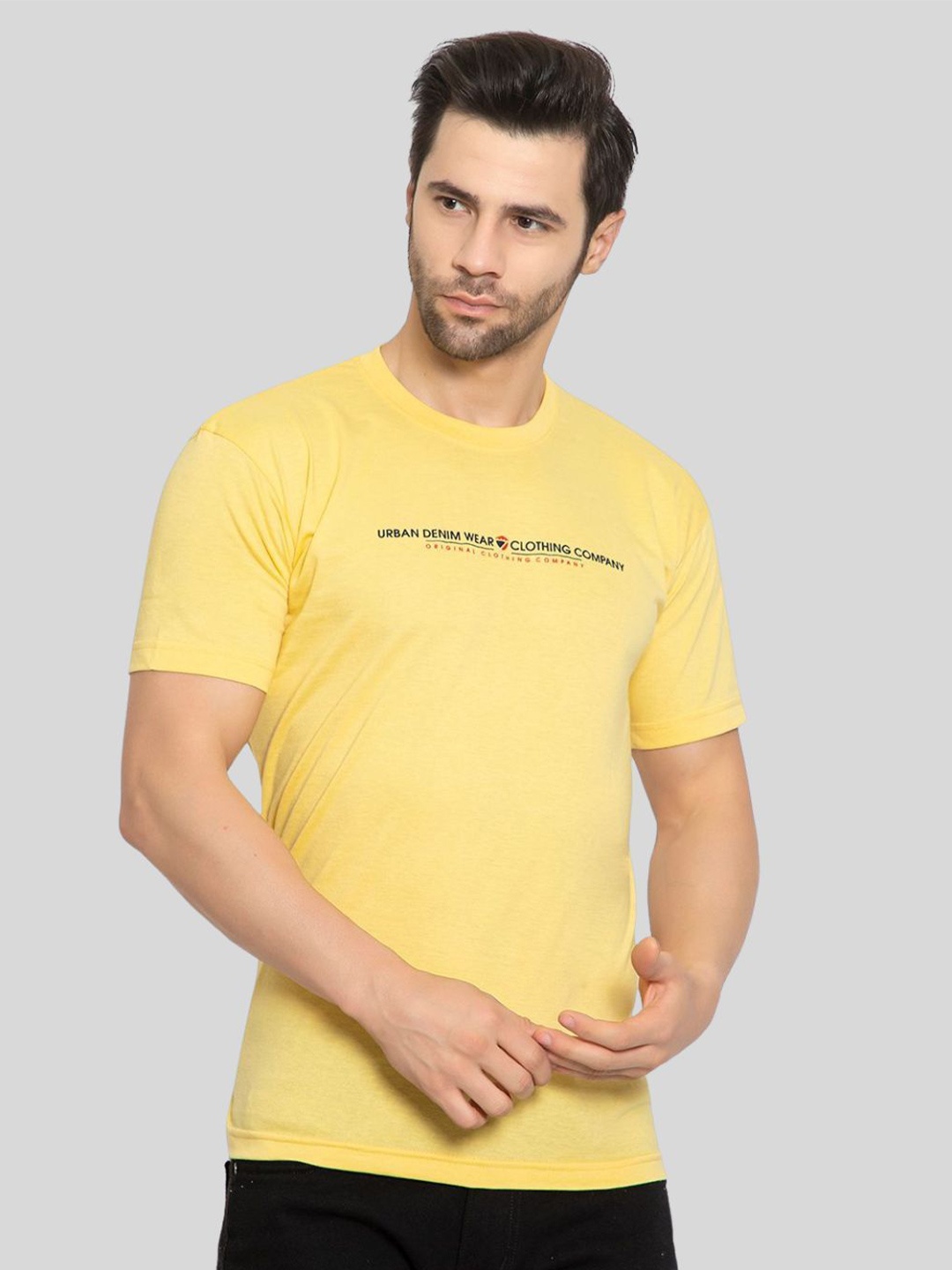 

ZEFFIT Men Typography Pockets T-shirt, Yellow