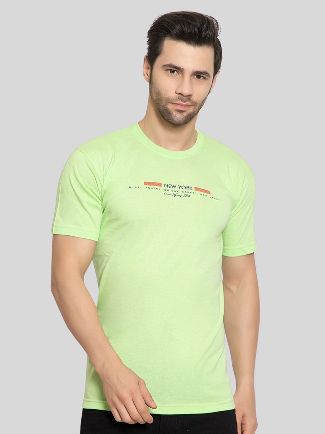 

ZEFFIT Men Typography Printed Round Neck T-shirt, Green