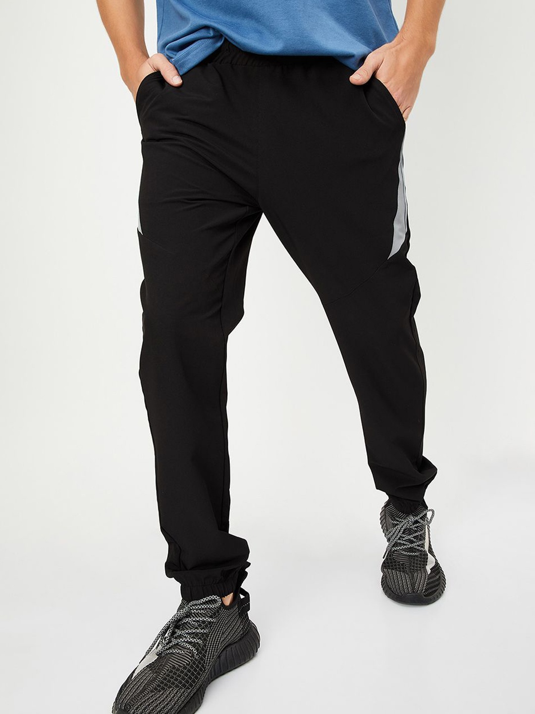 

max Men Mid Rise Cotton Joggers, Black