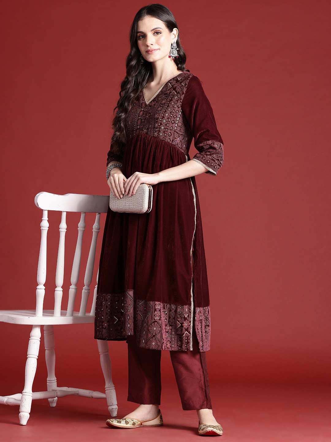 

Anouk Tyohaar Collection Printed Panelled Sequinned Kurta with Trousers, Maroon