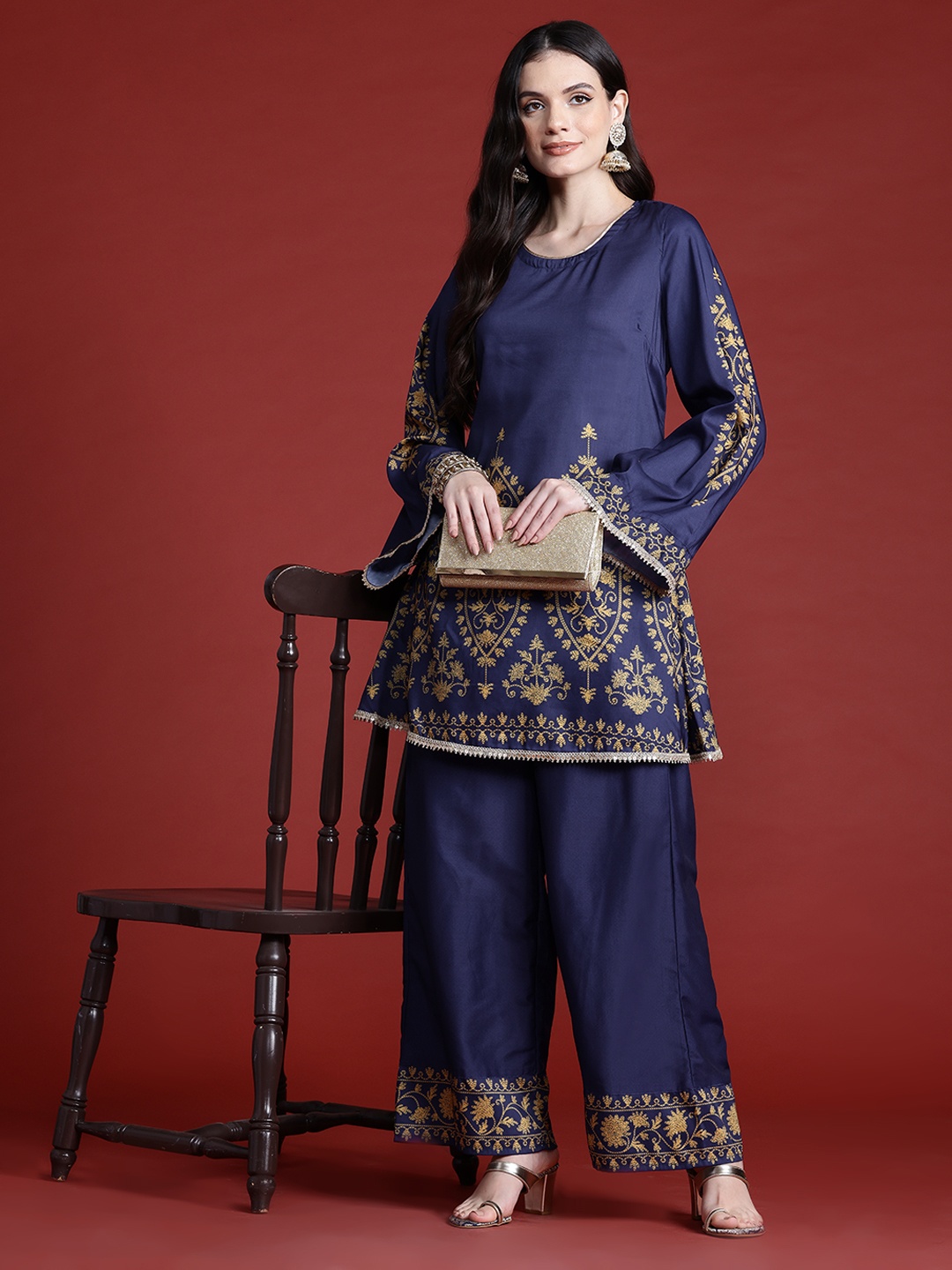 

Anouk Ethnic Motifs Print Gotta Patti Kurta with Palazzos, Navy blue