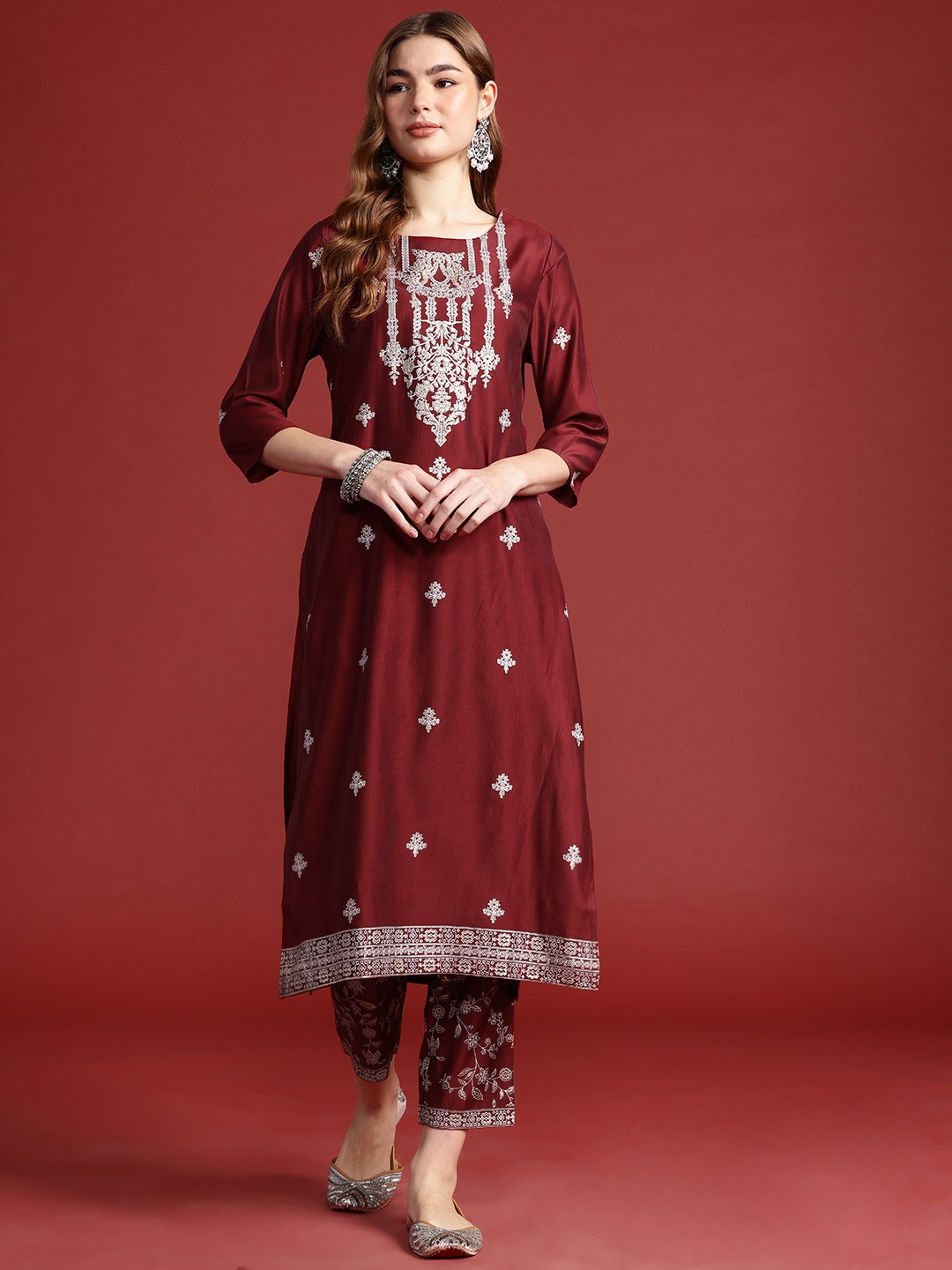 

Anouk Women Tyohar Collection Ethnic Motifs Printed Kurta with Trousers, Maroon