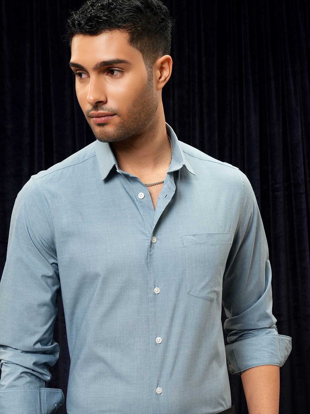 

LOCOMOTIVE Luxe Slim Fit Blue Casual Shirt