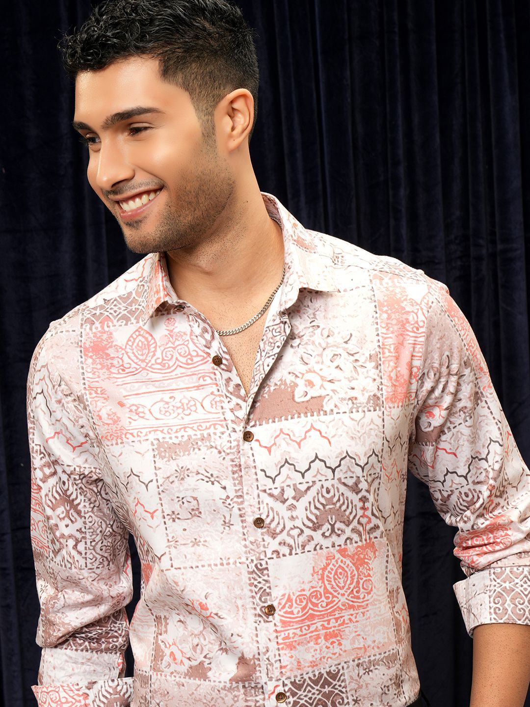 

LOCOMOTIVE Luxe Slim Fit Ethnic Motifs Printed Cotton Casual Shirt, Pink