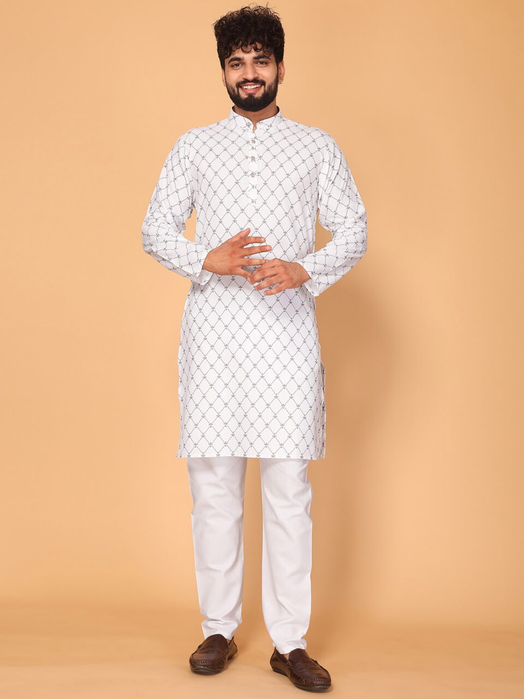 

Fashion FRICKS Men Ethnic Motifs Printed Regular Kurta with Pyjamas, White