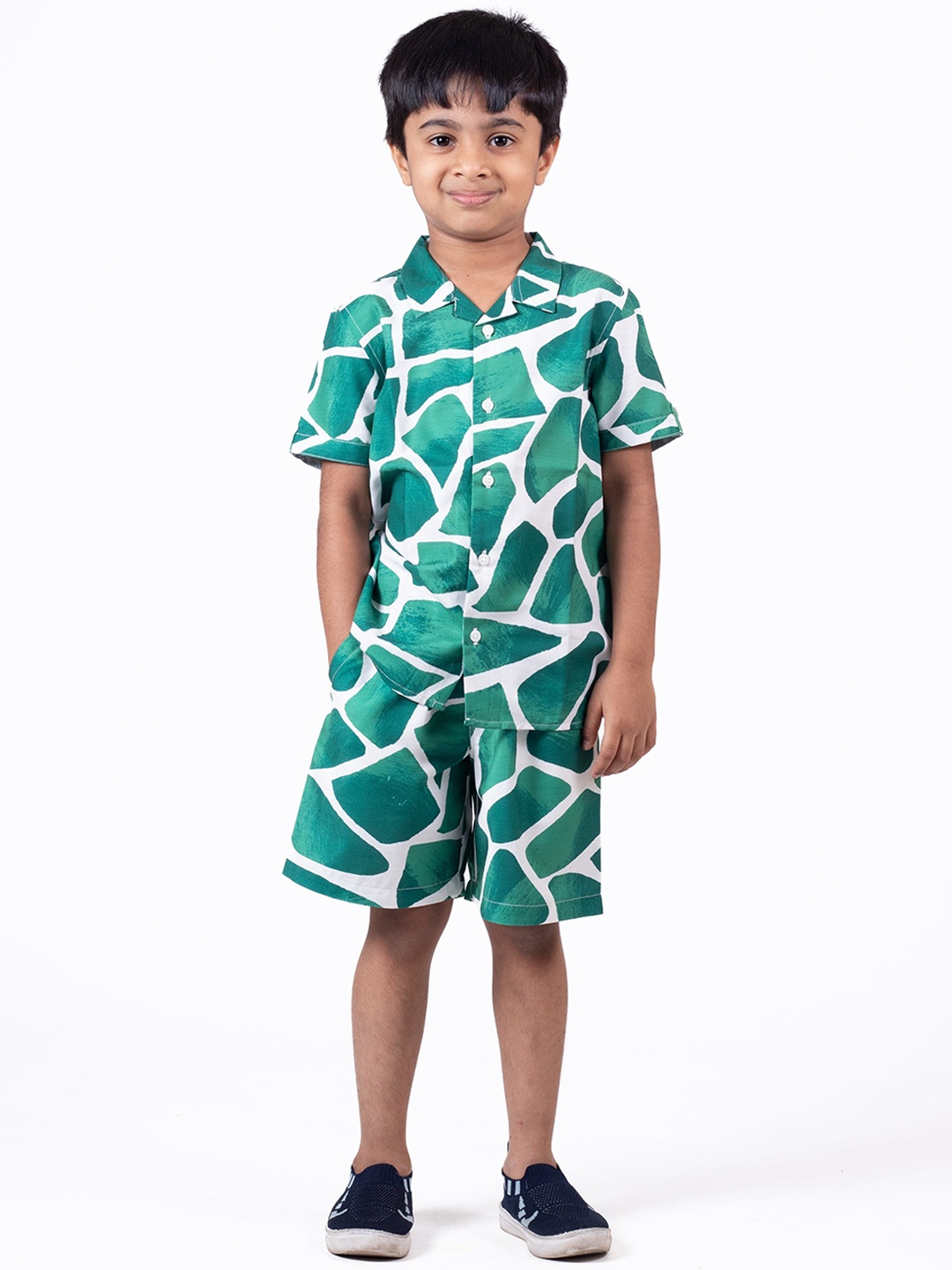 

The Lion and The Fish Boys Zaraffah Printed Shirt & Short Co-ords, Green