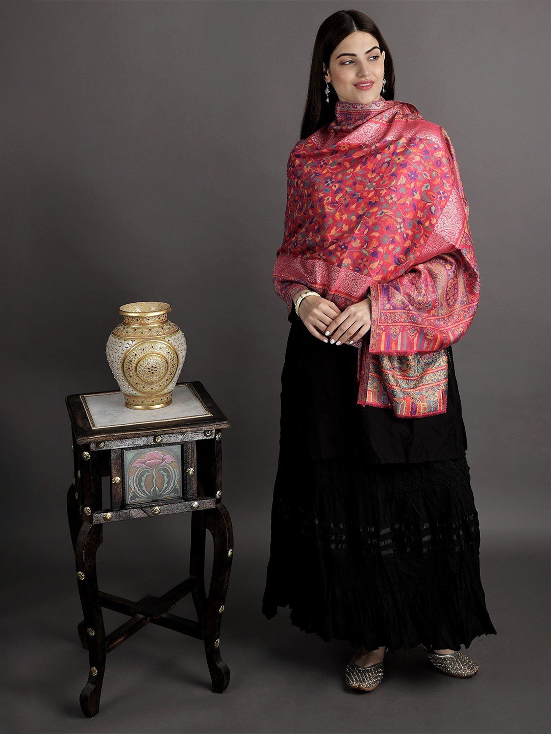 

Exotic India Hot Pink Woven Flowers Kani Jamawar Stole with Golden Border