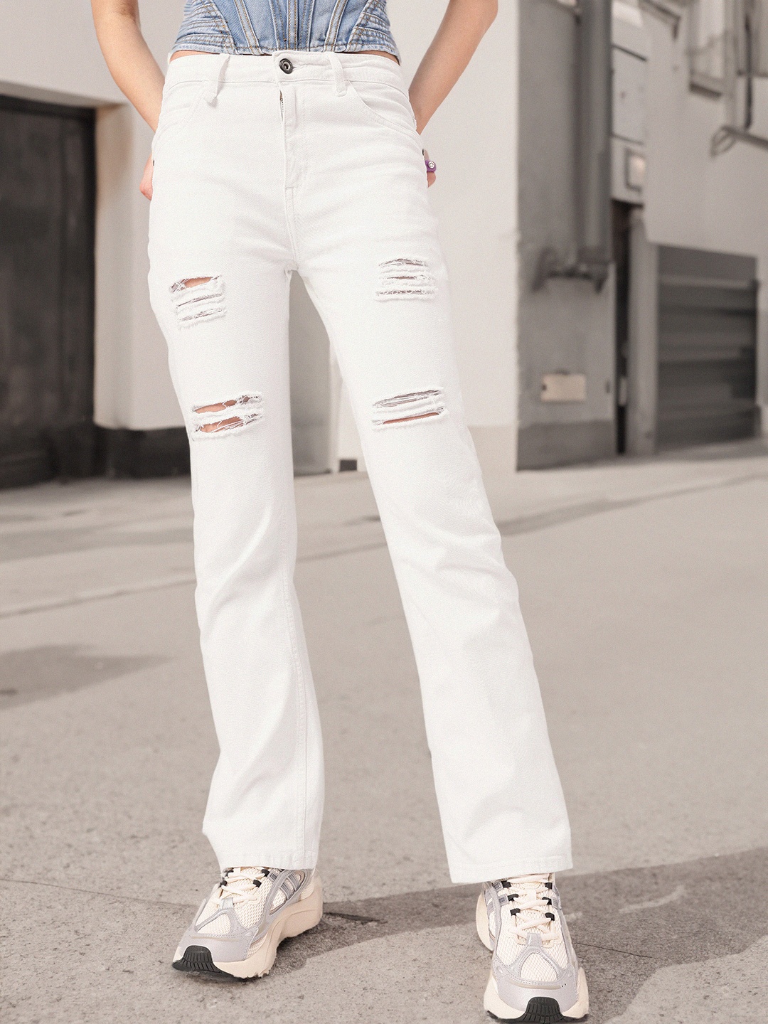 

The Roadster Life Co. Women Rip It Up in White Bootcut Jeans