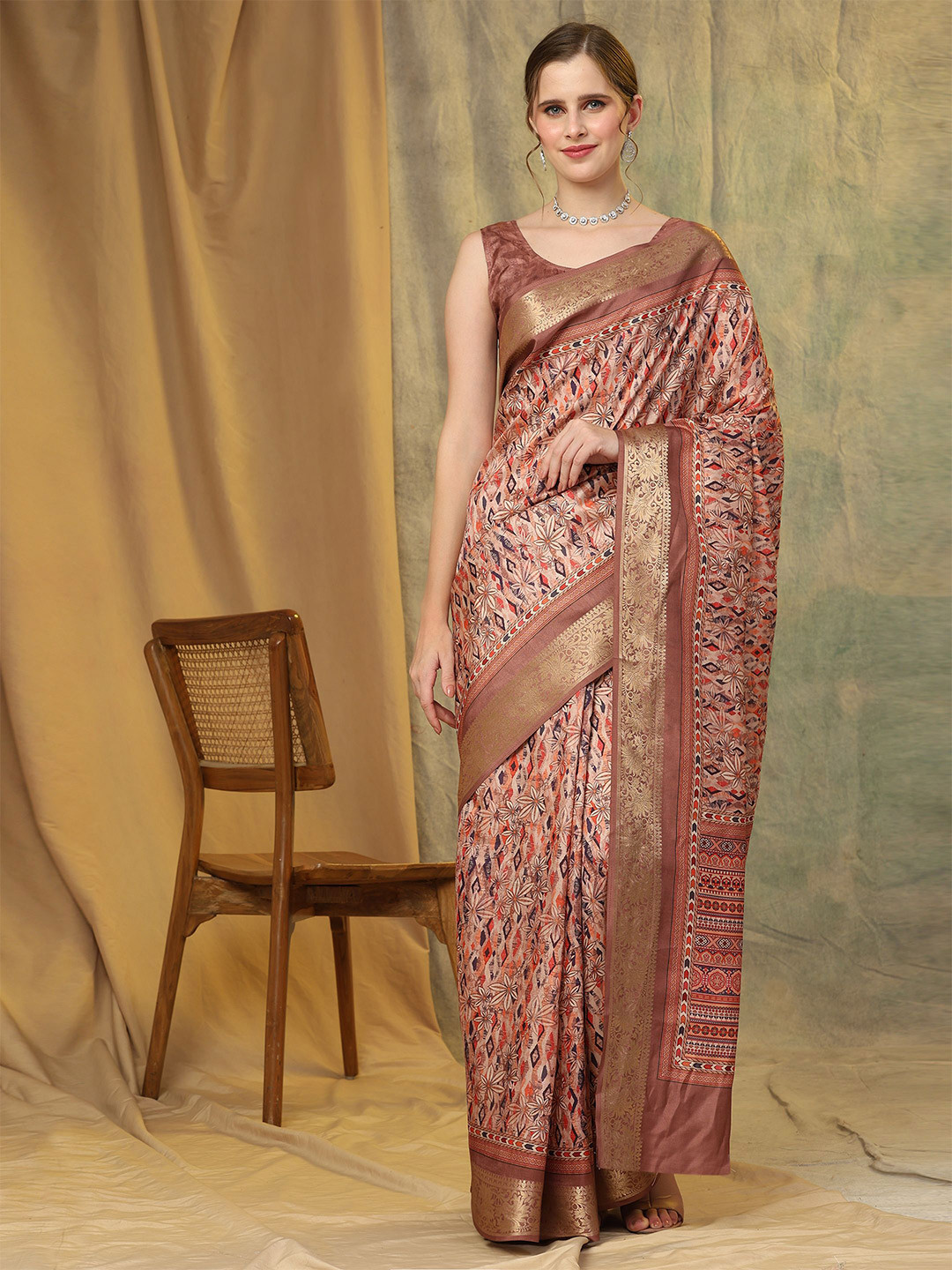 

PRATIBIMB Floral Printed Pure Silk Saree, Pink