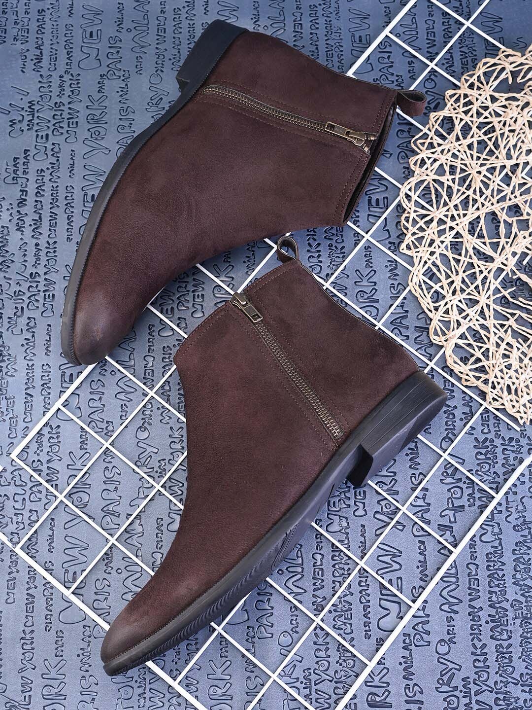 

The Roadster Lifestyle Co. Men Brown Round Toe Suede Chelsea Boots