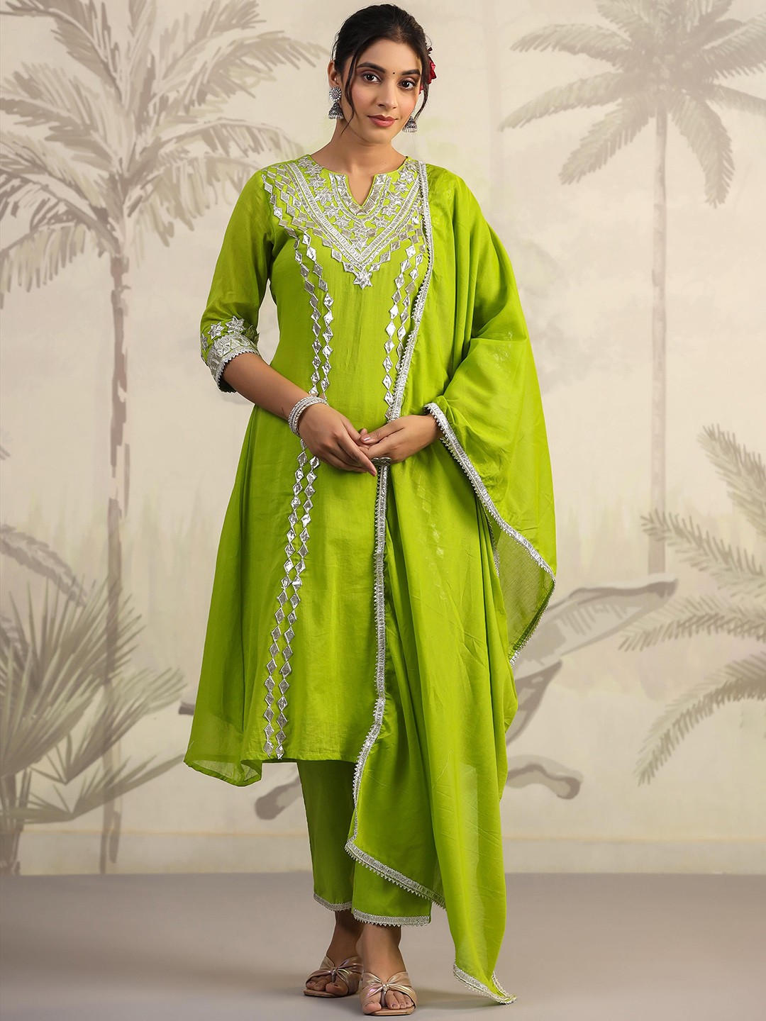

SCAKHI Notch Neck Embroidered Regular Gotta Patti Pure Cotton A-Line Kurta Set, Green
