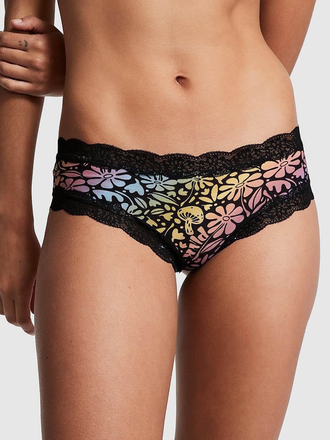 

Victoria's Secret PINK Self Design Lace Thong Briefs 1119728660WS, Black