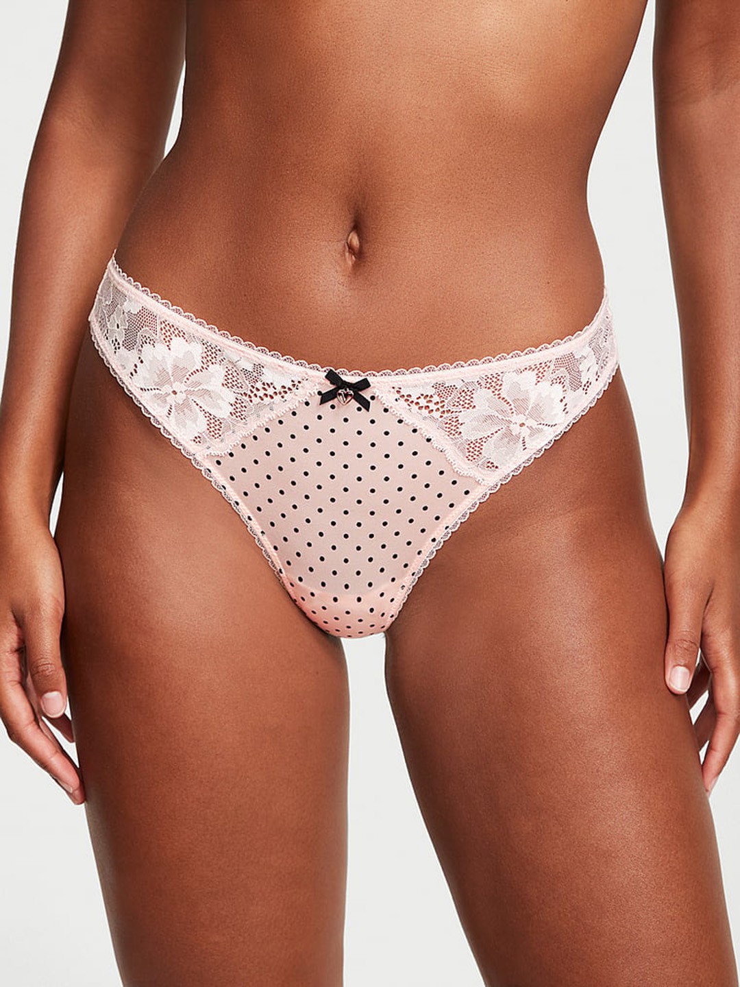 

Victoria's Secret Body By Victoria Smooth & Lace Thong Briefs- 112206445DLG, Peach