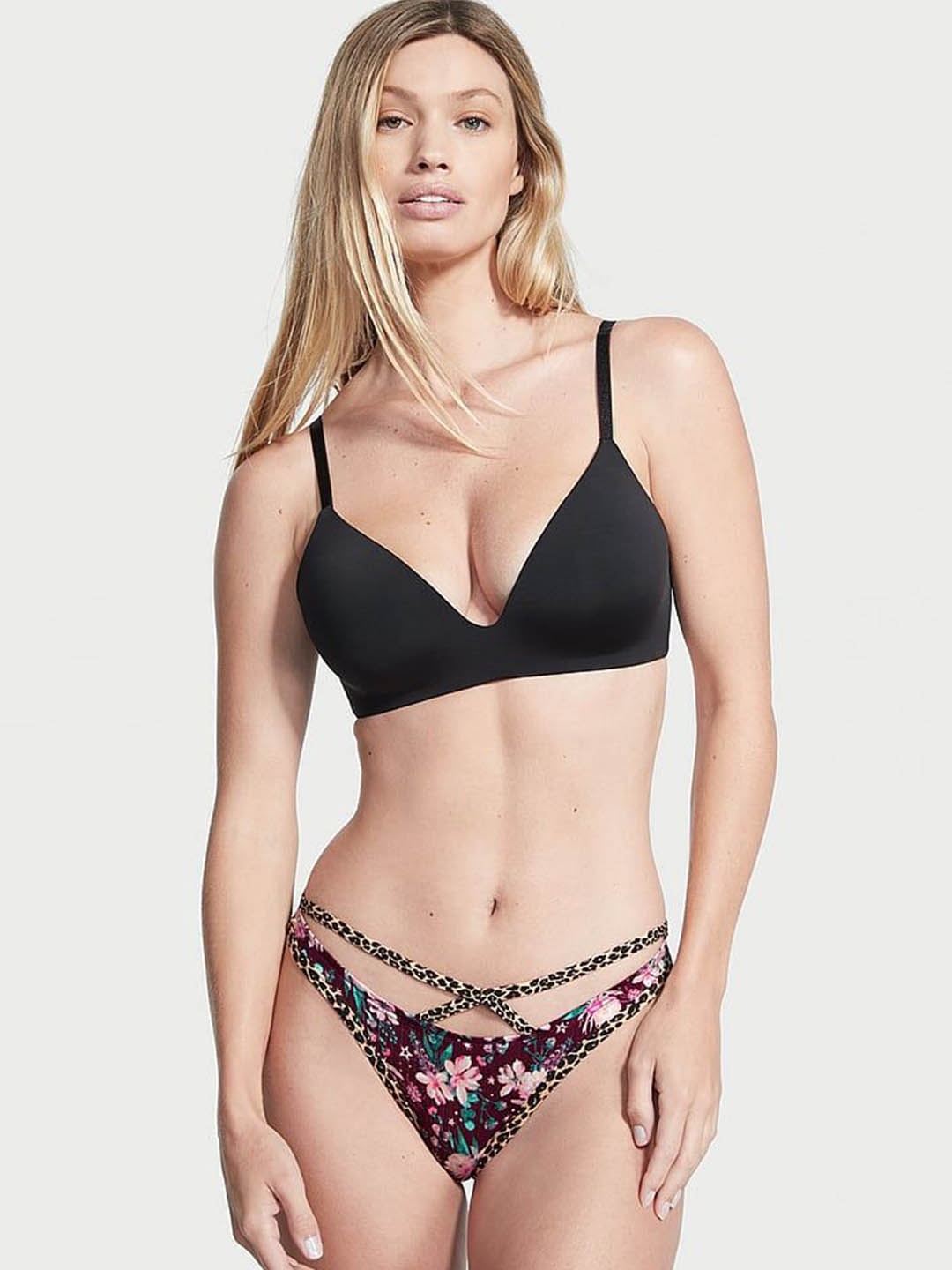 

Victoria's Secret Printed Low-Rise Thong, Maroon