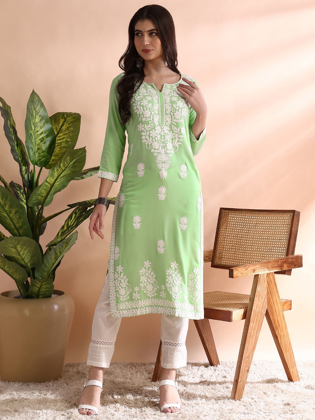 

KALINI Floral Embroidered Notched Neck Straight Kurta, Green