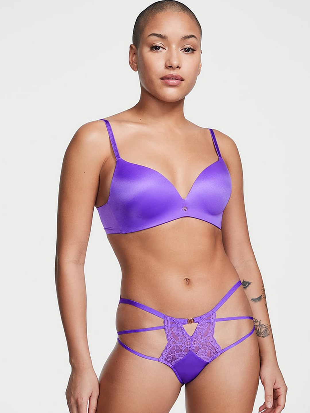 

Victoria's Secret Laced Thong Briefs 112158581SJD, Purple