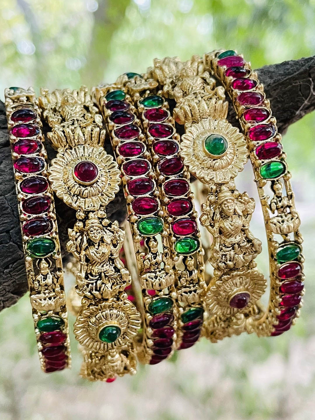 

MANSIYAORANGE Set Of 6 Gold Plated Kempu Stones Studded Bangles