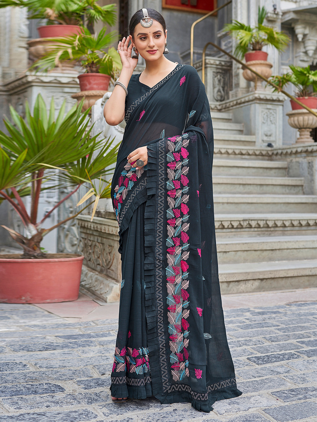 

Mitera Floral Beads and Stones Pure Georgette Saree, Black
