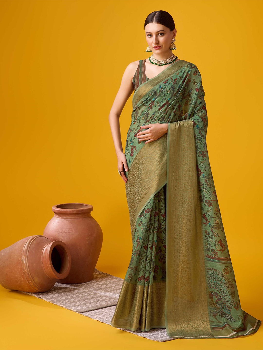 

Panzora FloralDigital Printed Zari Saree, Green