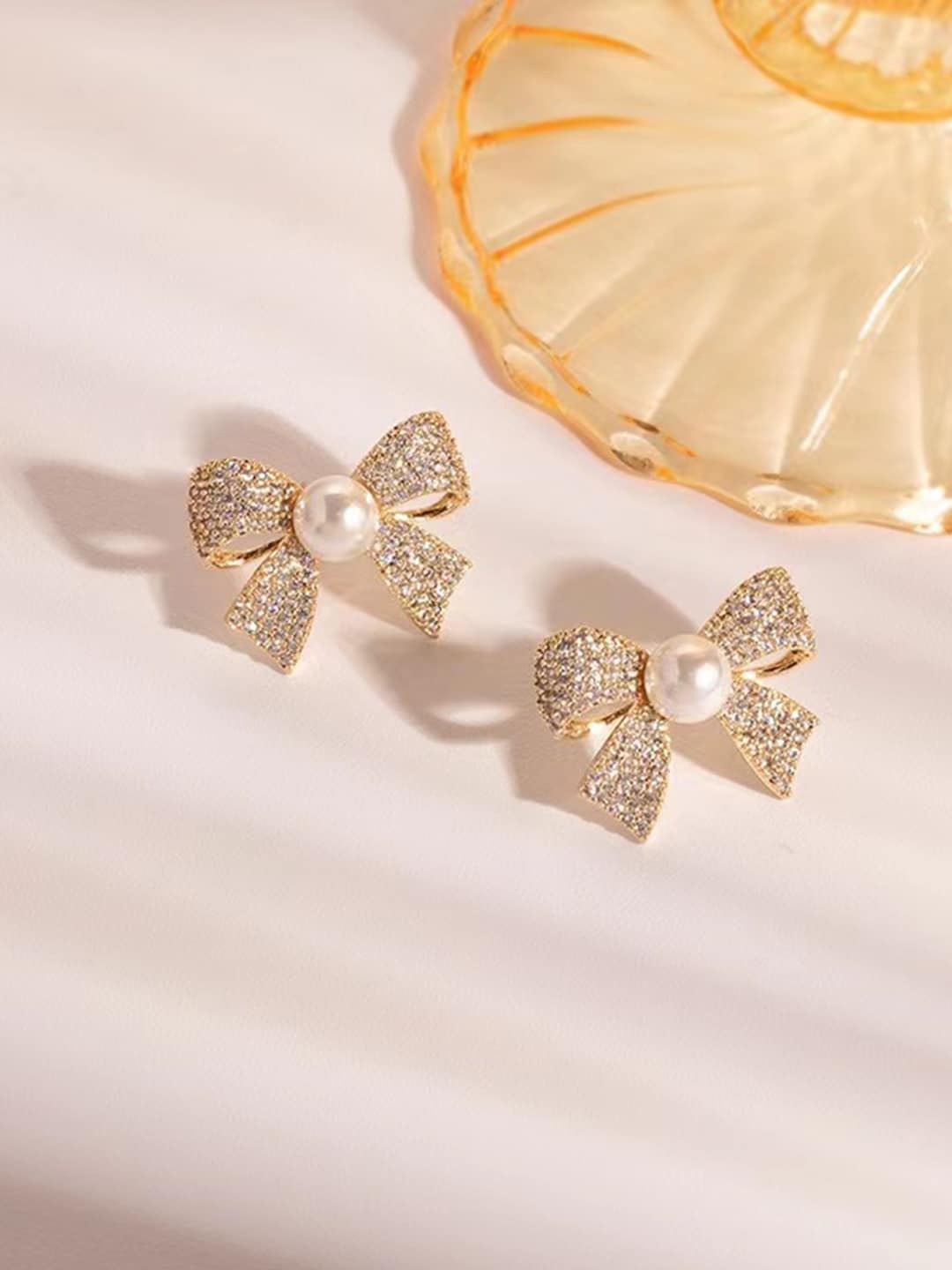 

YouBella Gold-Plated Studded & Beaded Studs Earrings