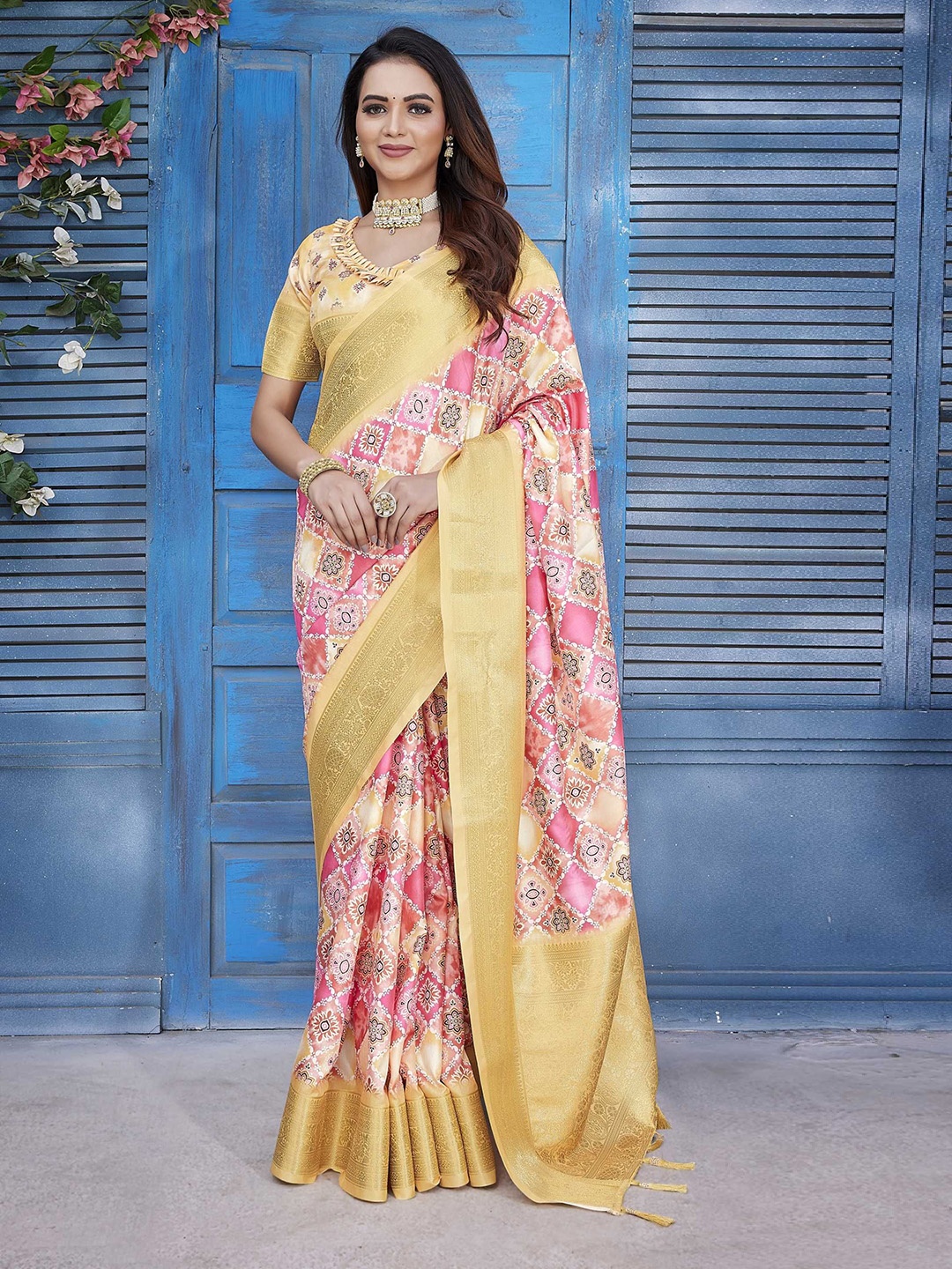 

Panzora Ethnic Motifs Zari Banarasi Saree, Yellow