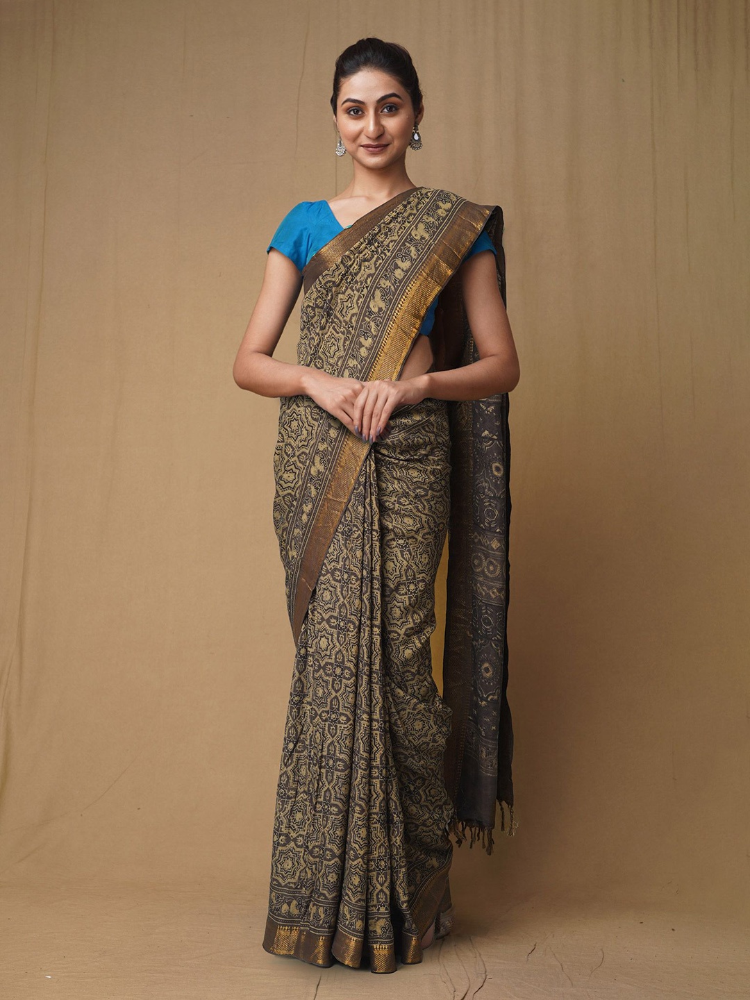 

Unnati Silks Ajrak Block Pure Silk Handloom Chanderi Saree, Grey